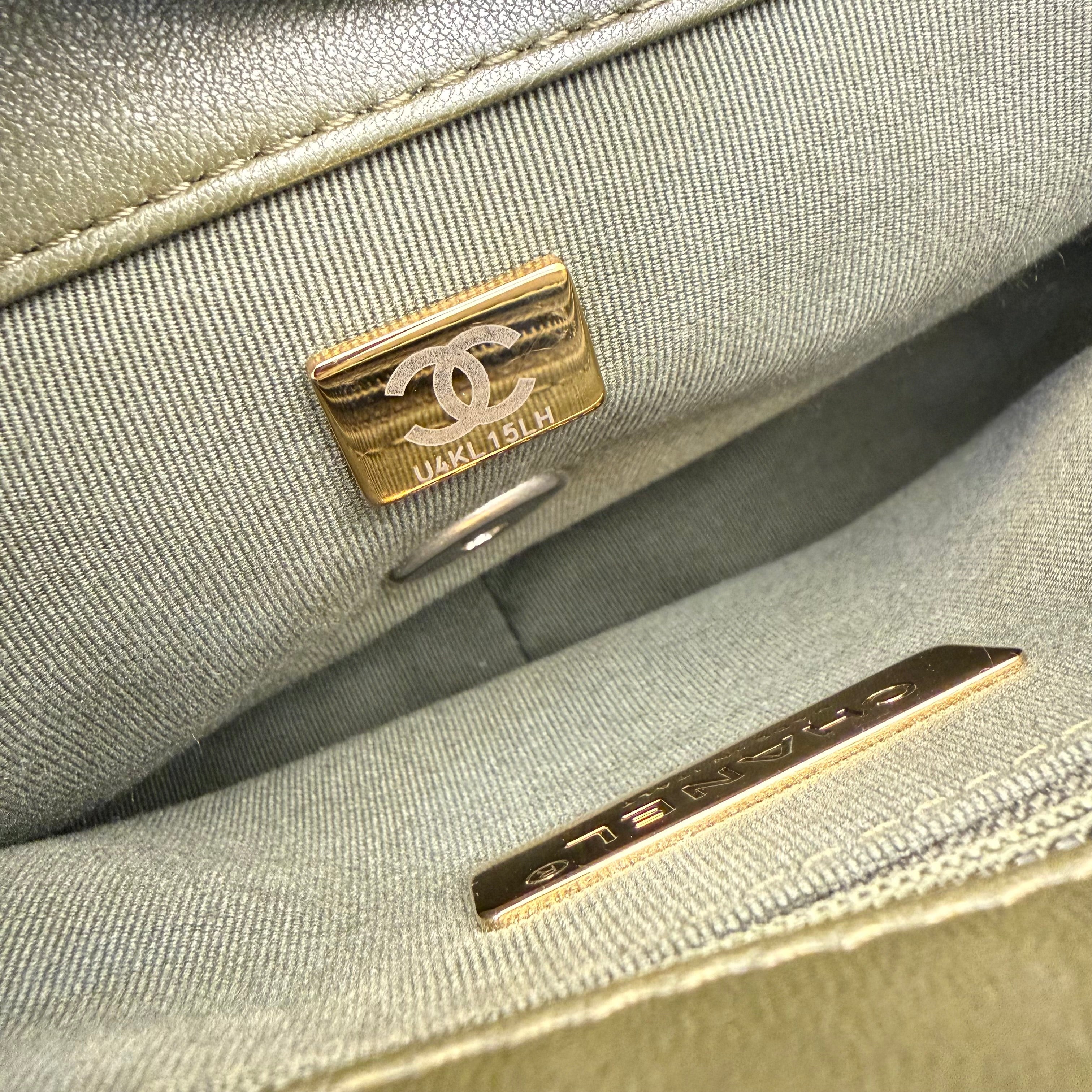 Chanel Medium 19 Flap Bag