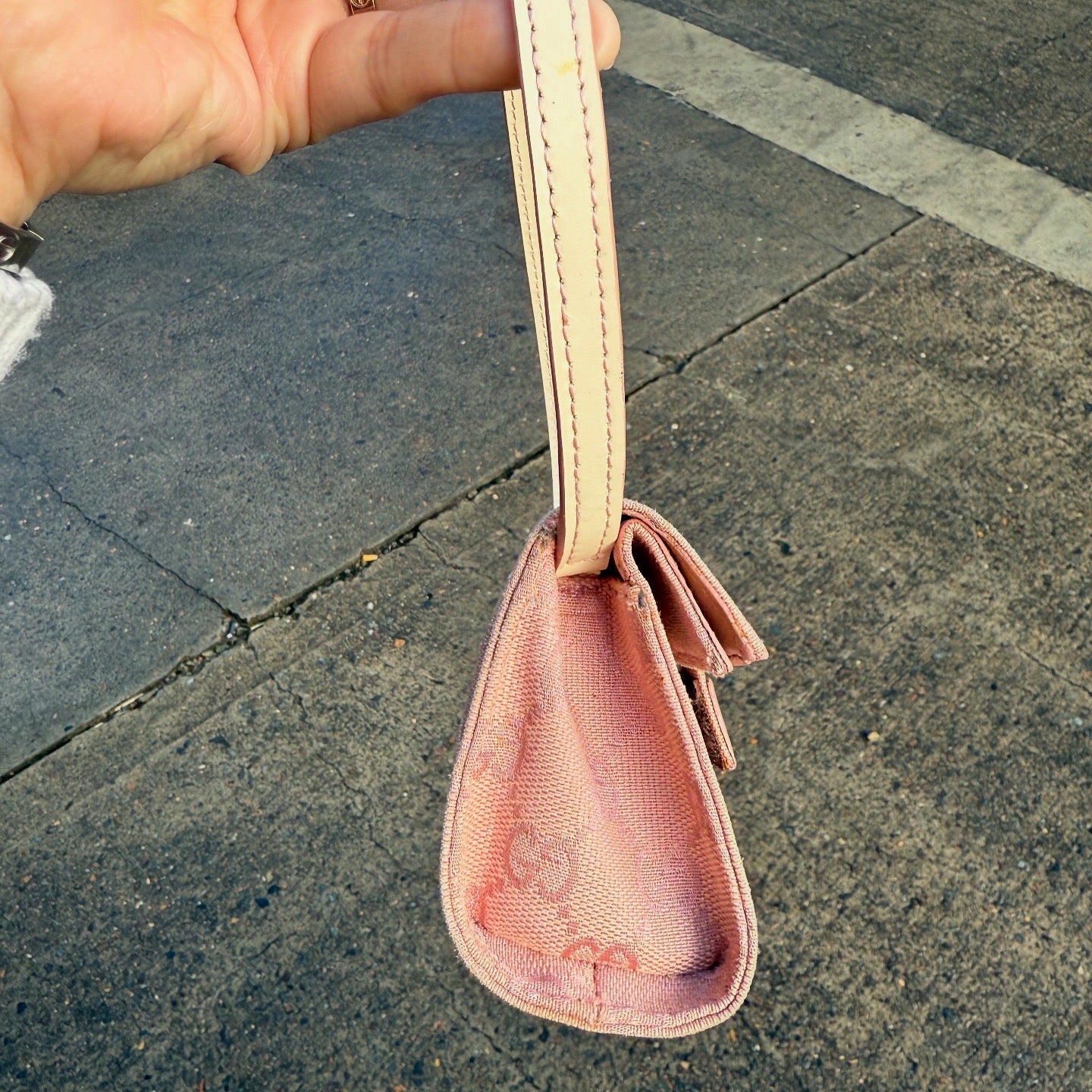 GUCCI GG Canvas Pink Pouch Purse