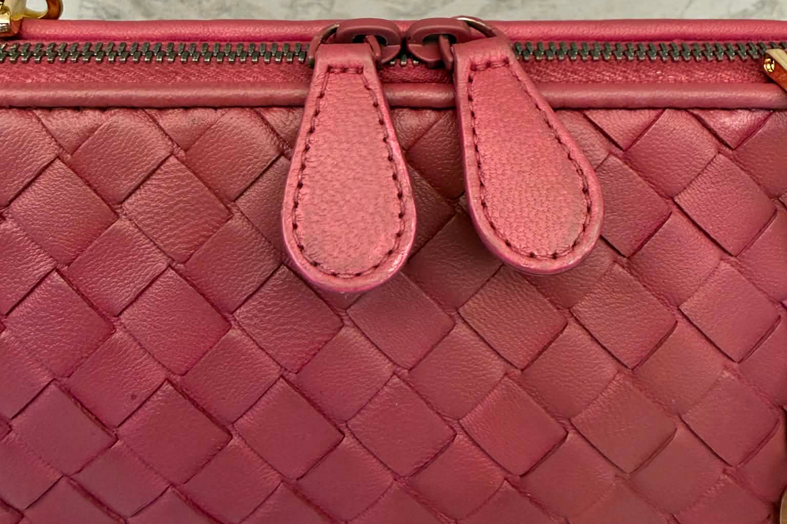 BOTTEGA VENETA Intrecciato Pink Pochette