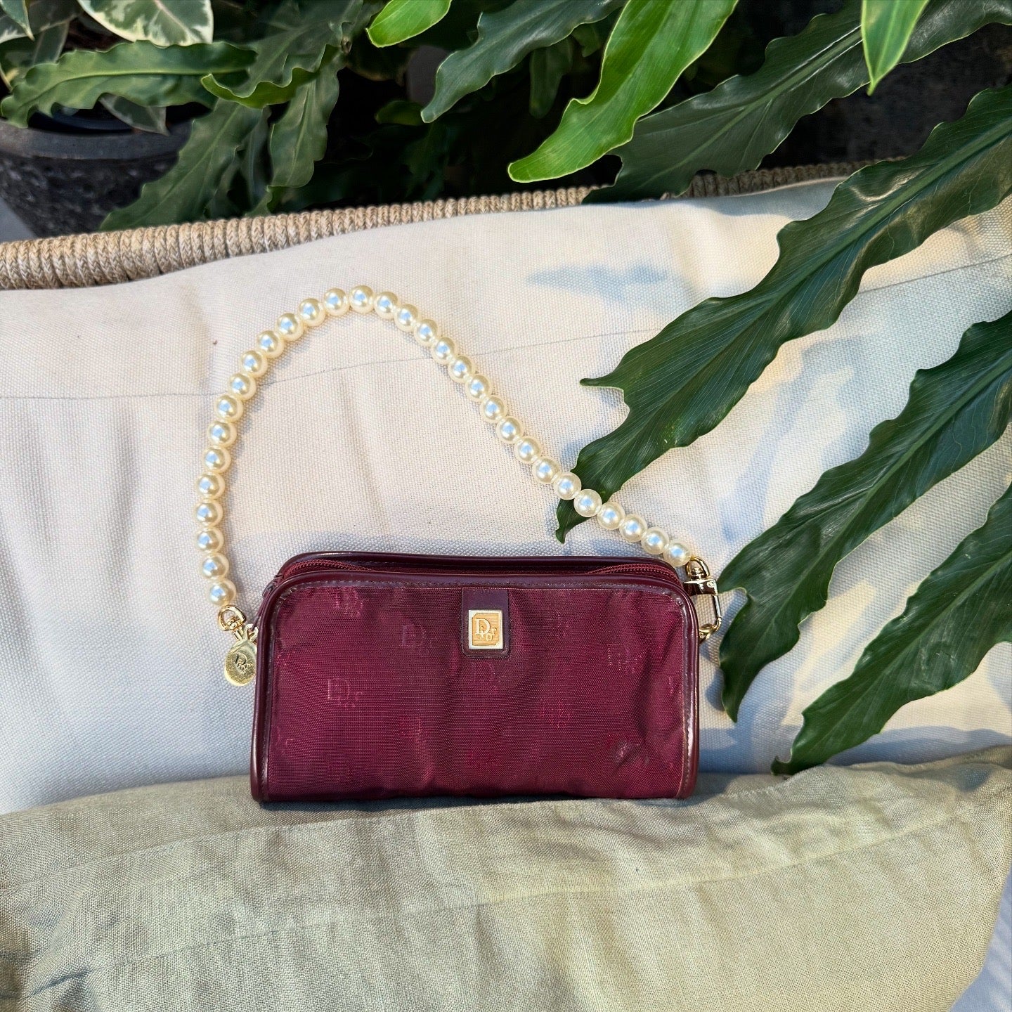 Dior Vintage Pochette Monogramme Bordeaux Logo
