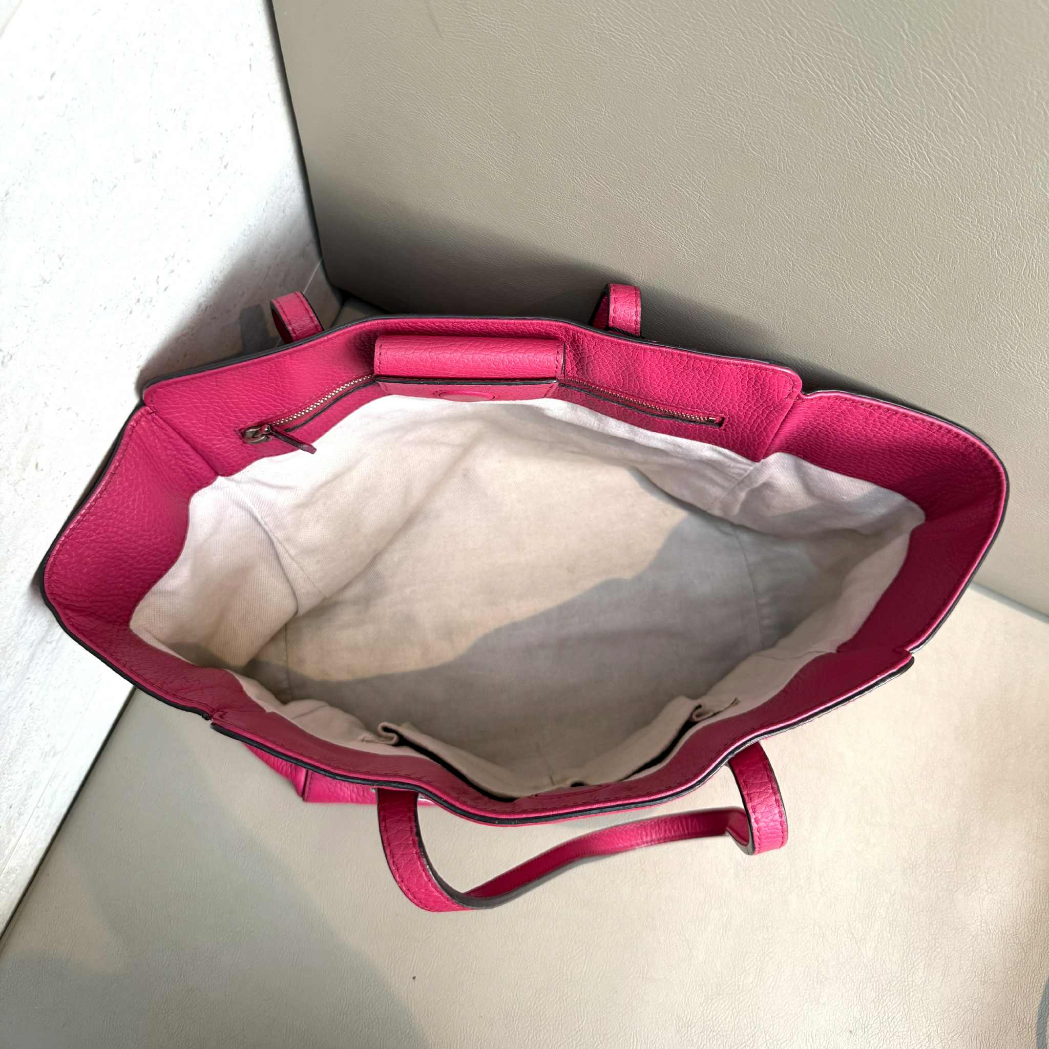 Gucci Pink Swing Leather Tote Bag