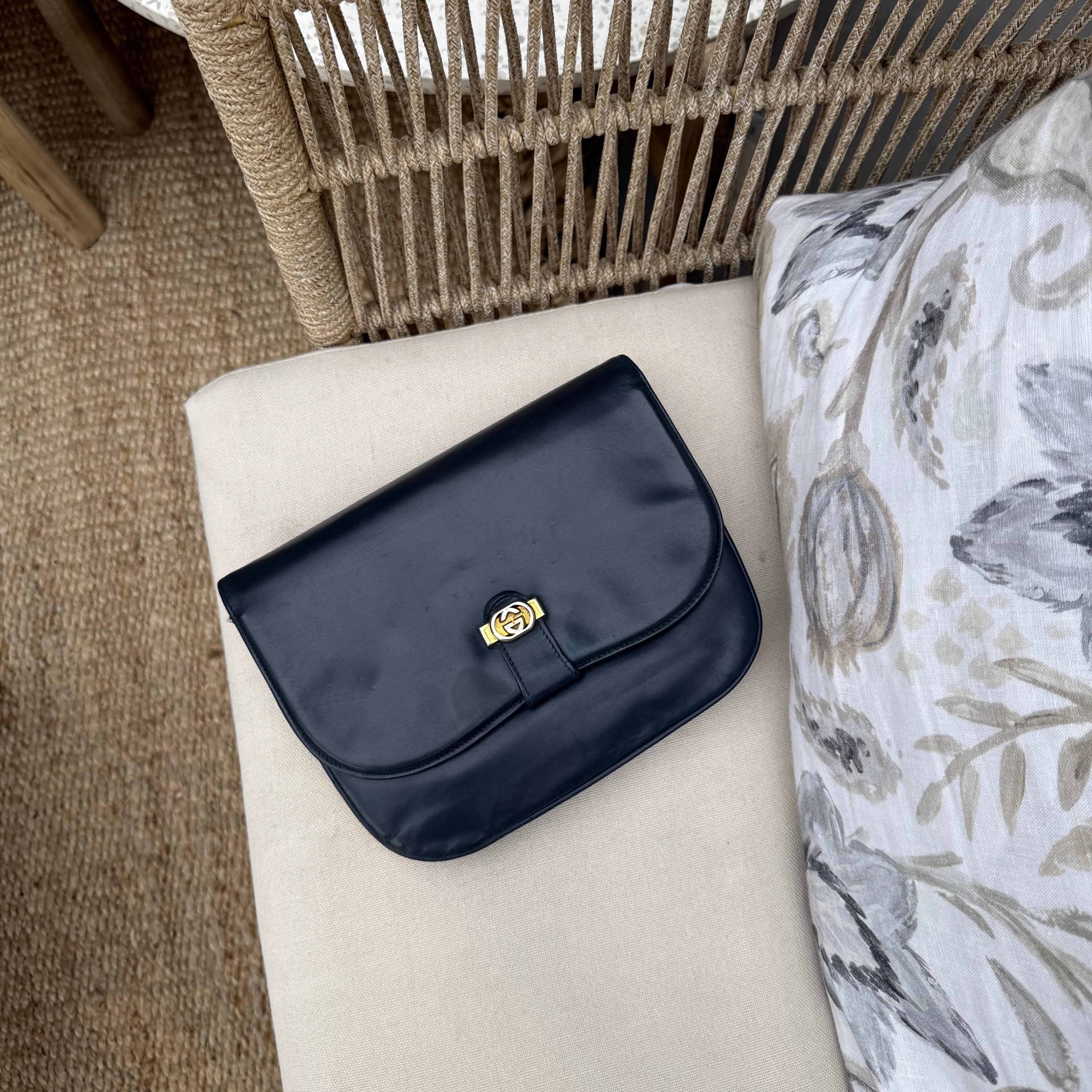 GUCCI Vintage Crossbody Bag Leather