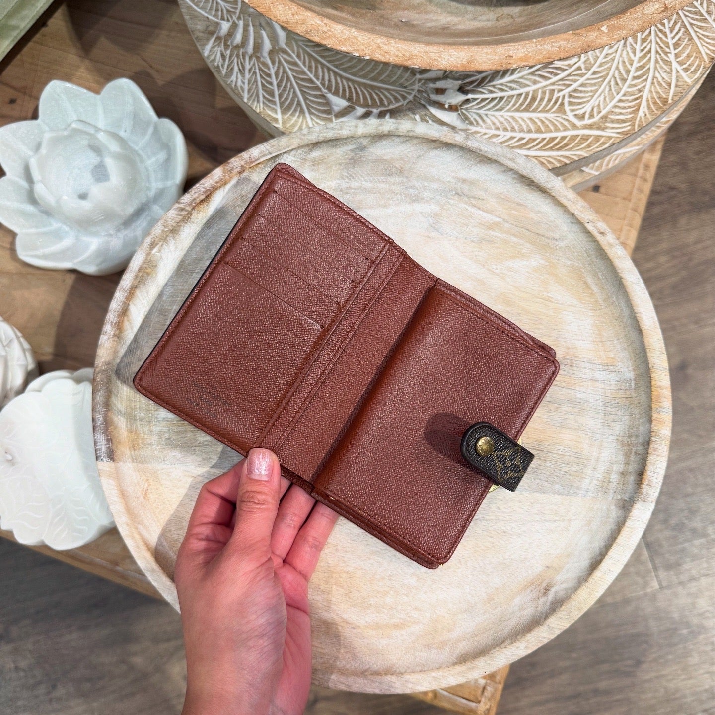 Louis Vuitton Viennois Monogram Bi-fold Wallet