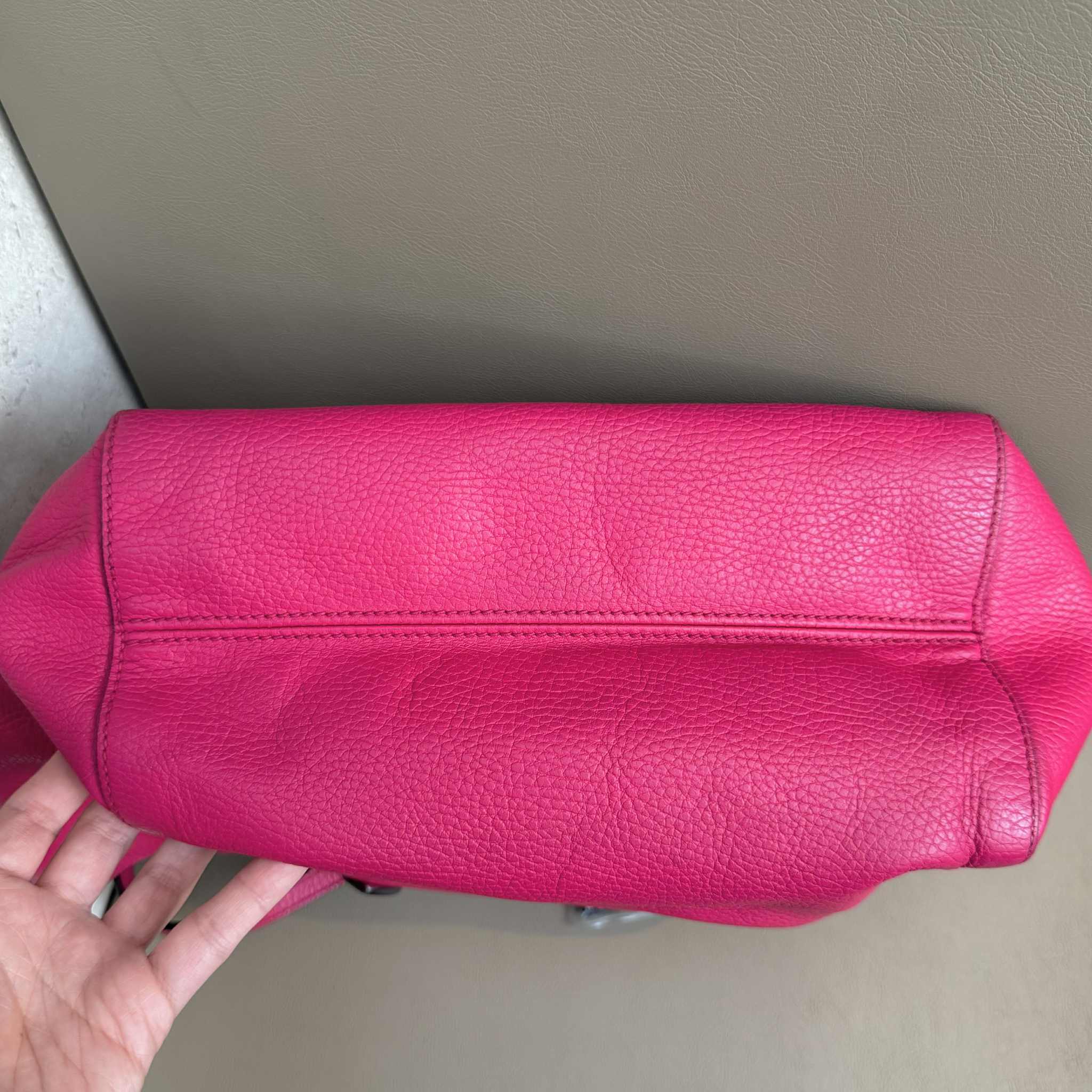 Gucci Pink Swing Leather Tote Bag