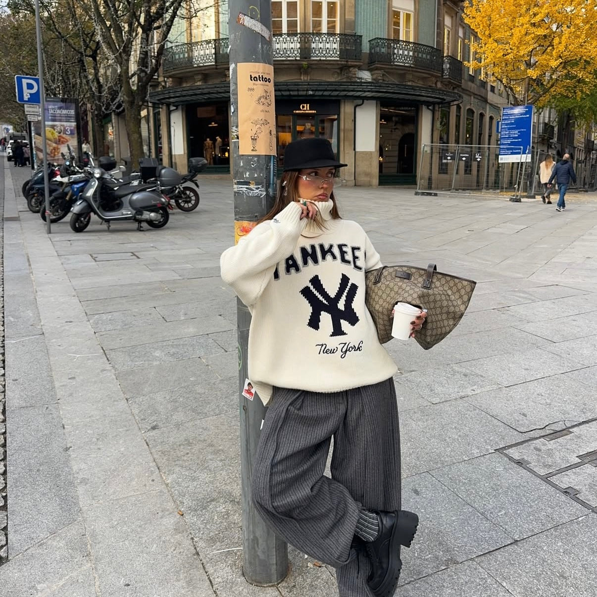 Gucci GG Supreme Joy Tote