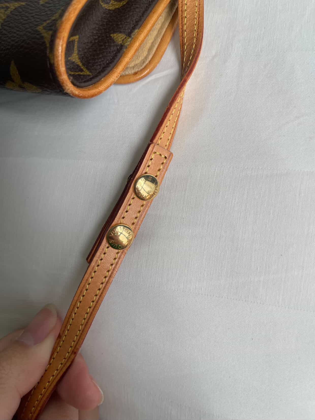 Louis Vuitton Monogram Pochette Crossbody Bag