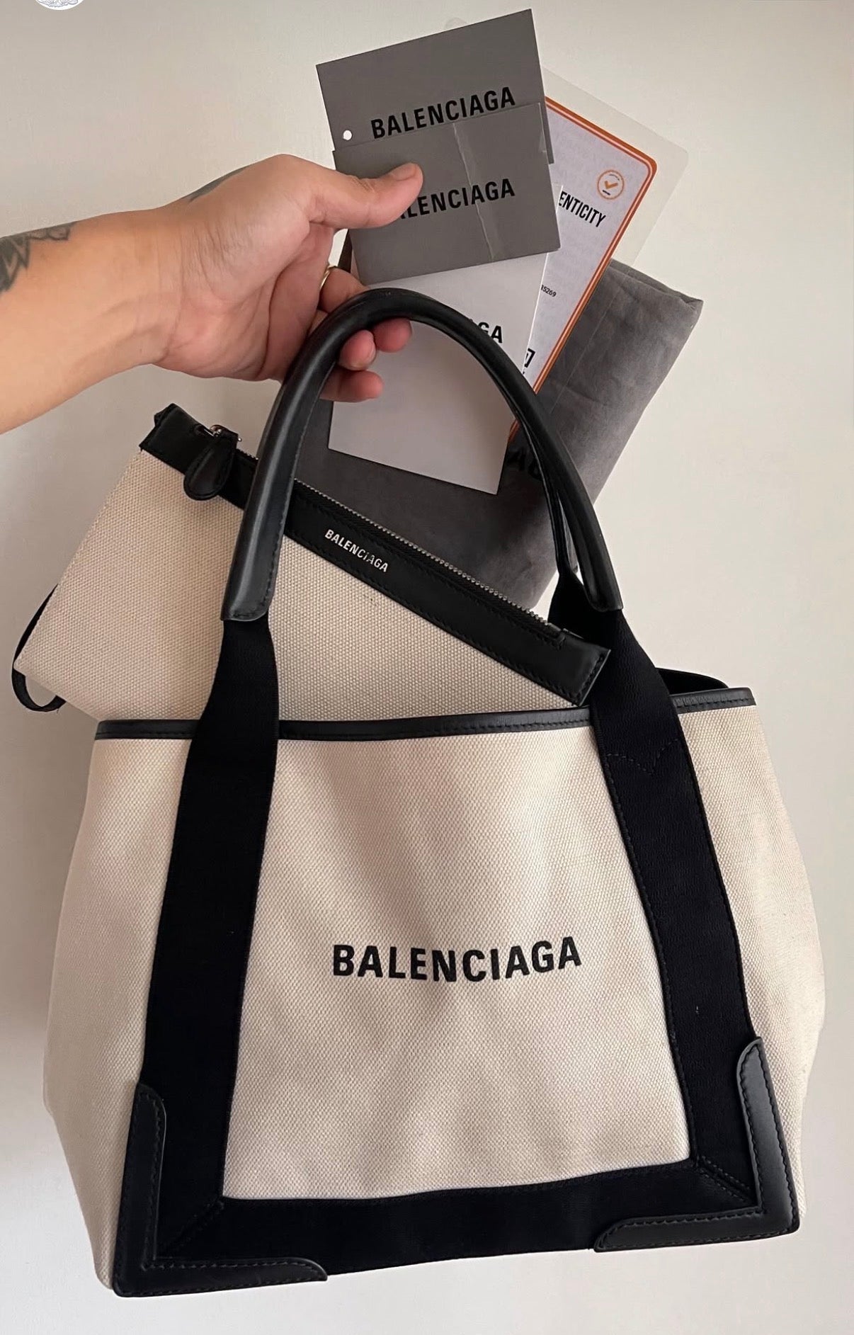Balenciaga Cabas Tote Bag Canvas/Calfskin Beige/Black