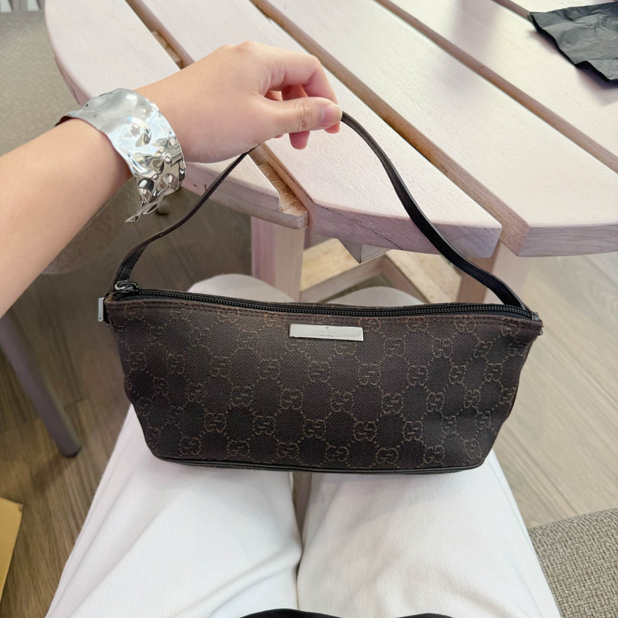 Gucci Vintage Boat Baguette
