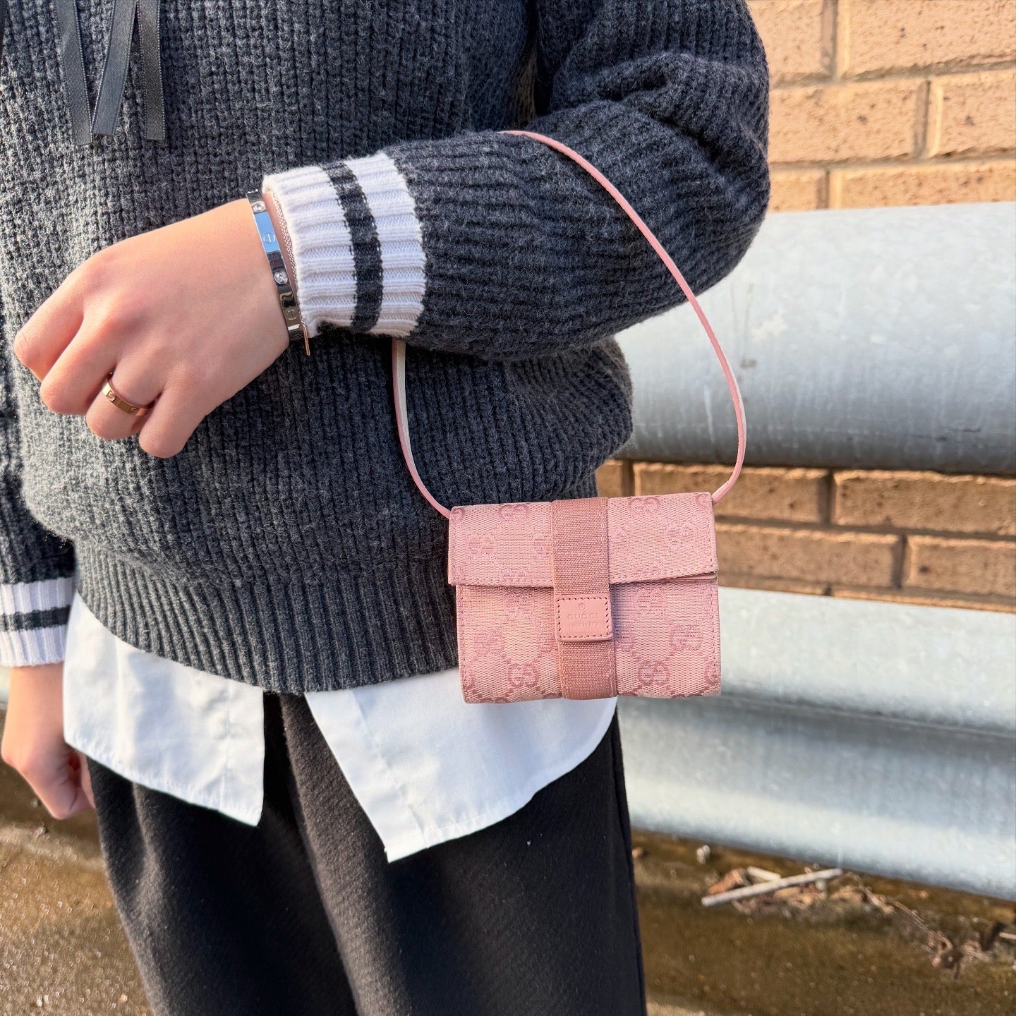 GUCCI GG Canvas Pink Pouch Purse