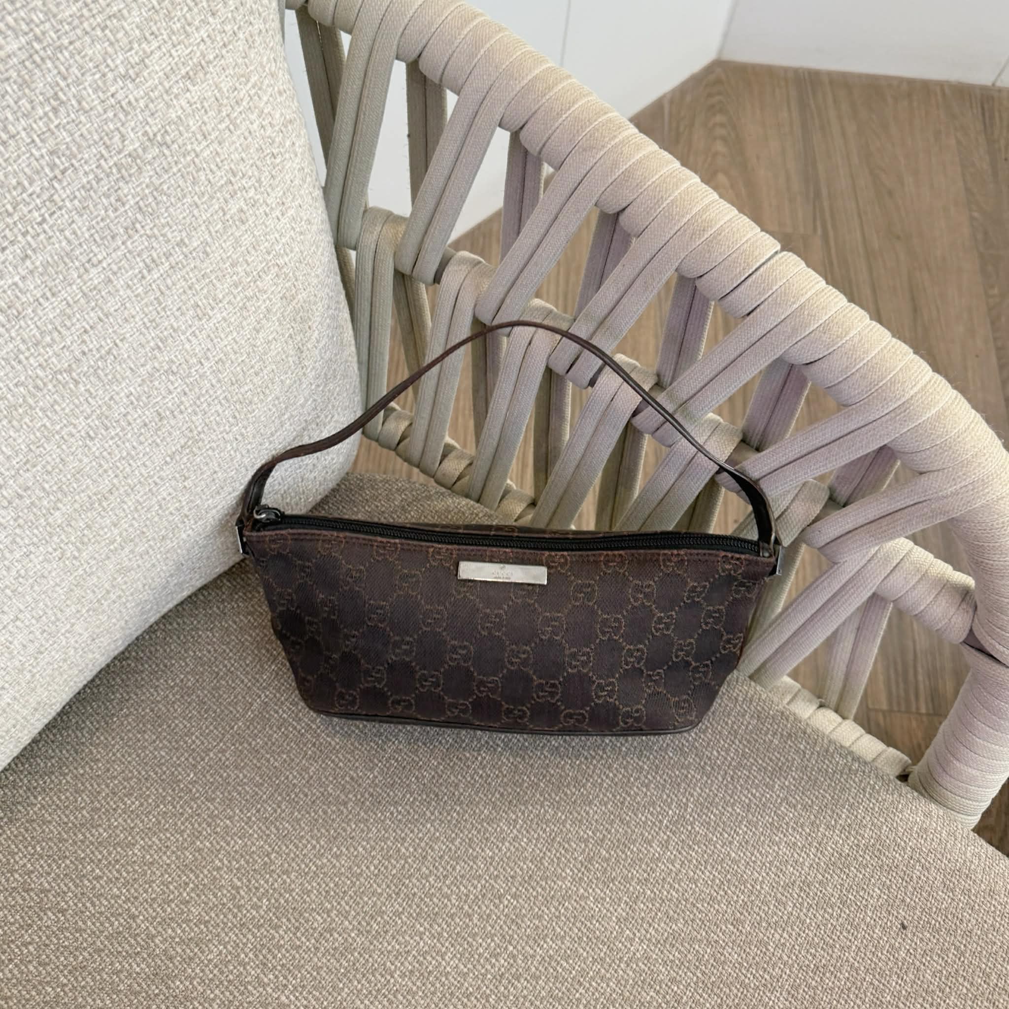 Gucci Vintage Boat Baguette