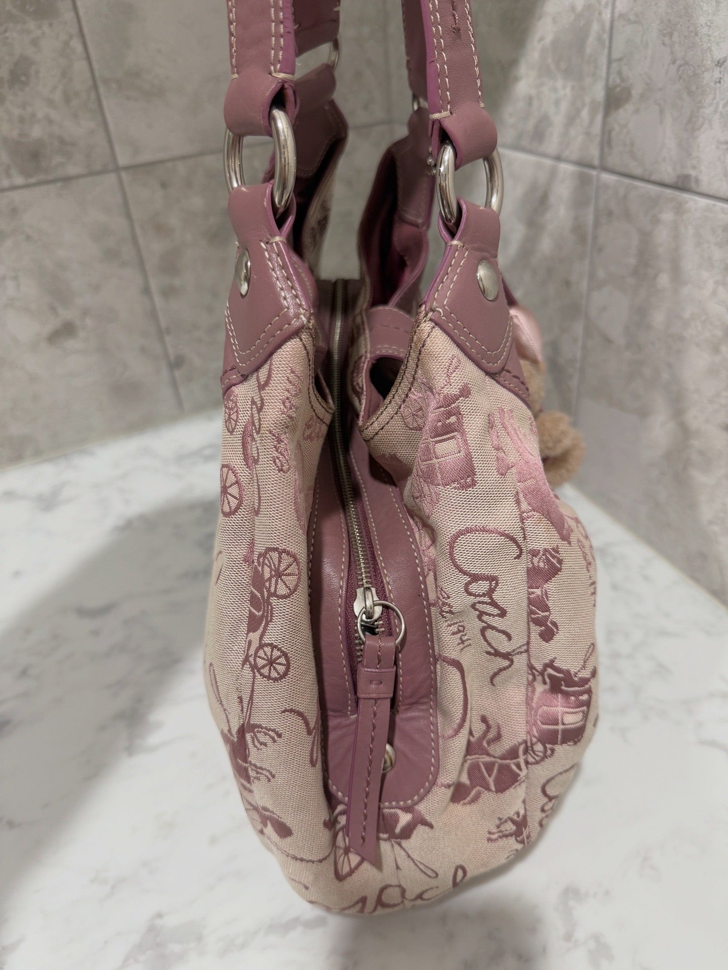 COACH SOHO LYNN HORSE & CARRIAGE LARGE HOBO BAG