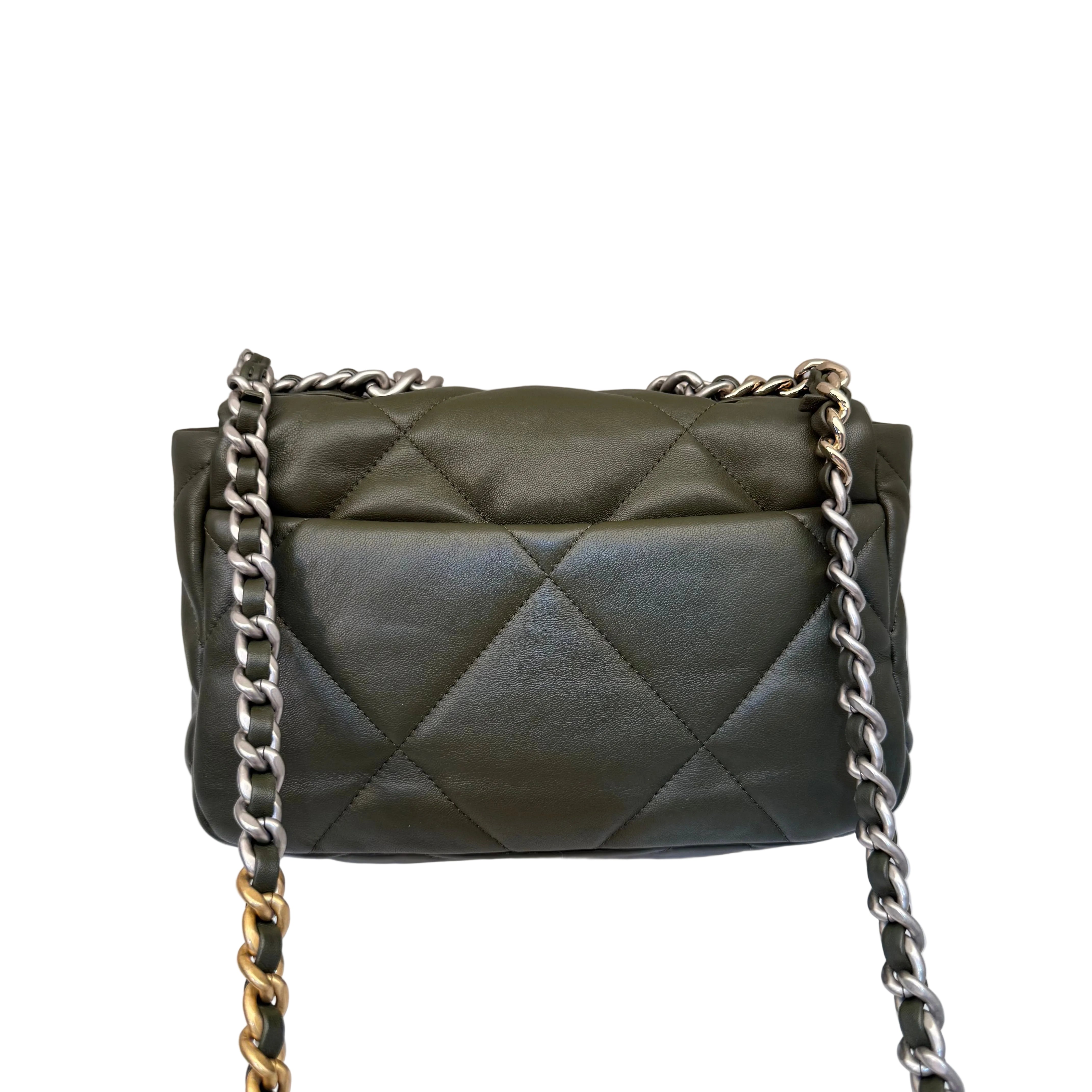 Chanel Medium 19 Flap Bag