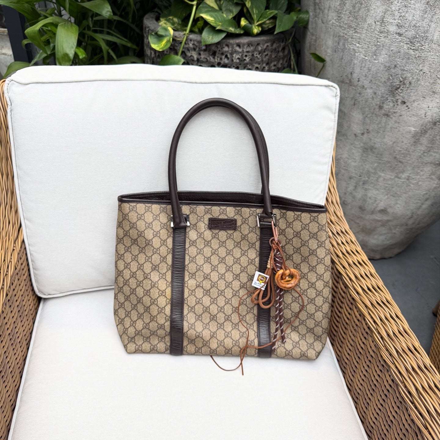 Gucci Medium GG Supreme Joy tote bag