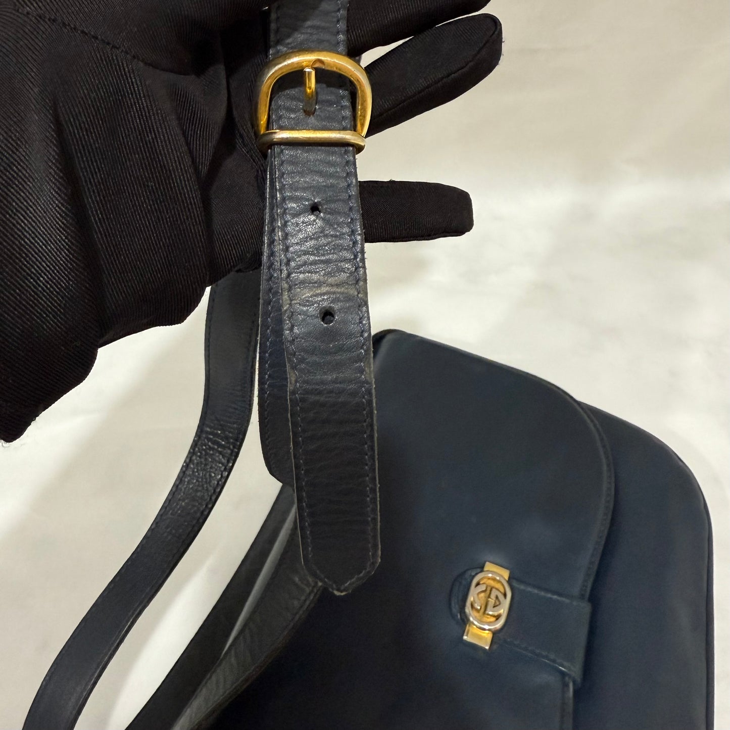 GUCCI Vintage Crossbody Bag Leather