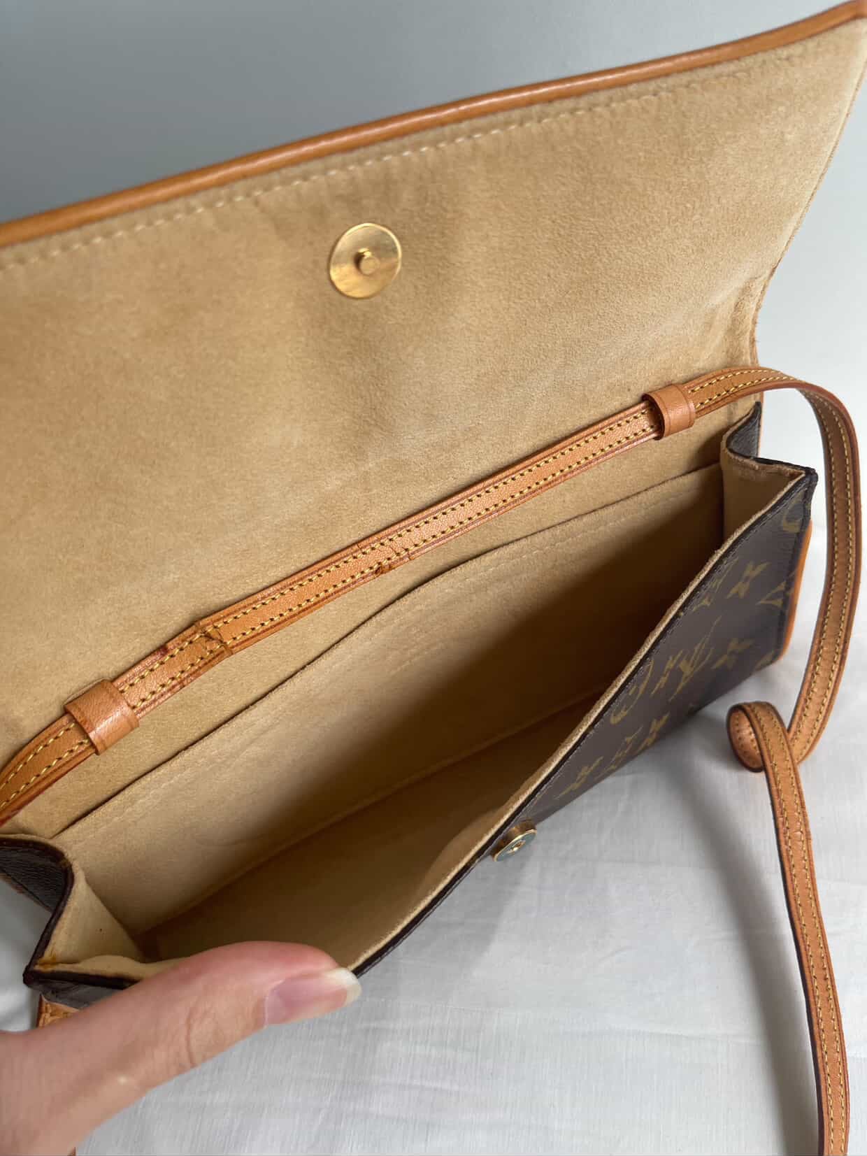 Louis Vuitton Monogram Pochette Crossbody Bag