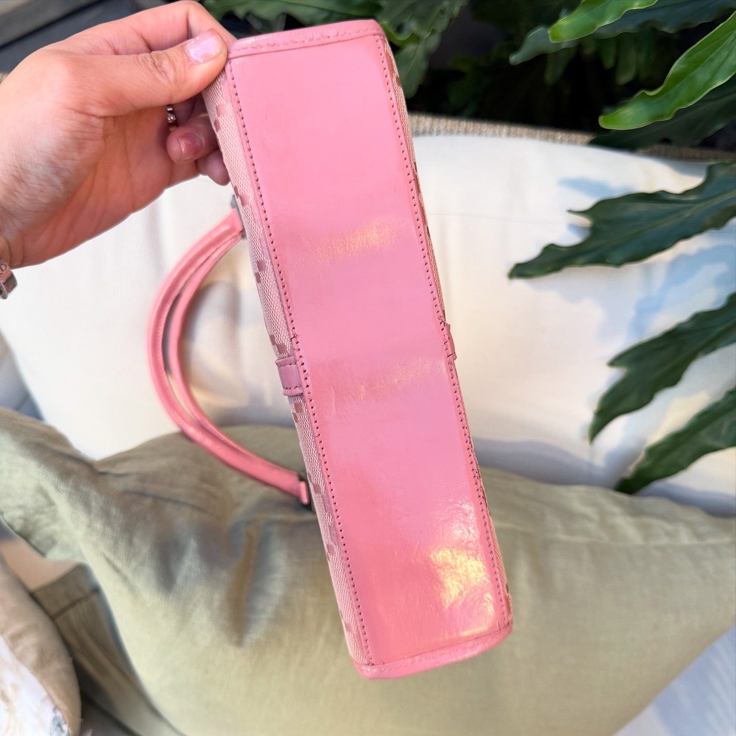 Gucci Jackie Vintage Pink Cloth Handbag