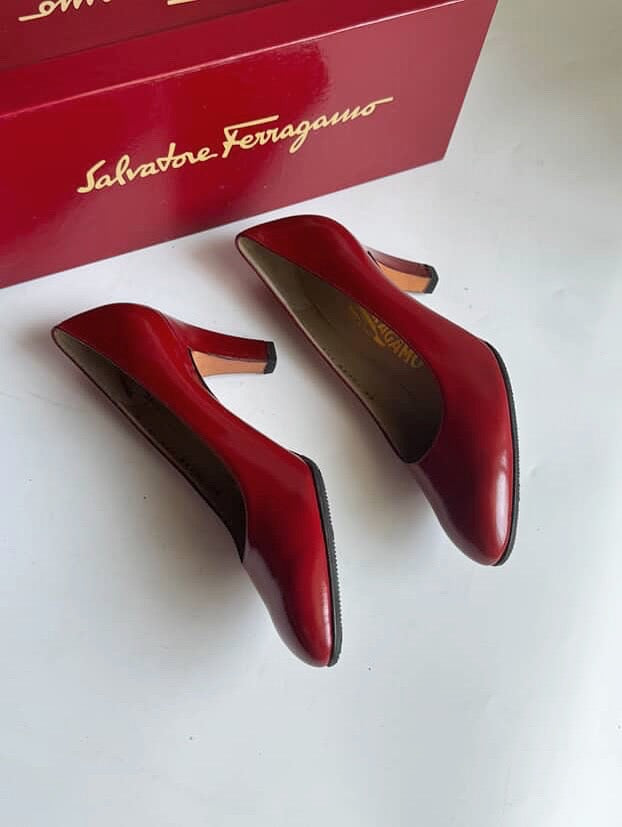 Salvatore Ferragamo Red Leather Heels 7cm