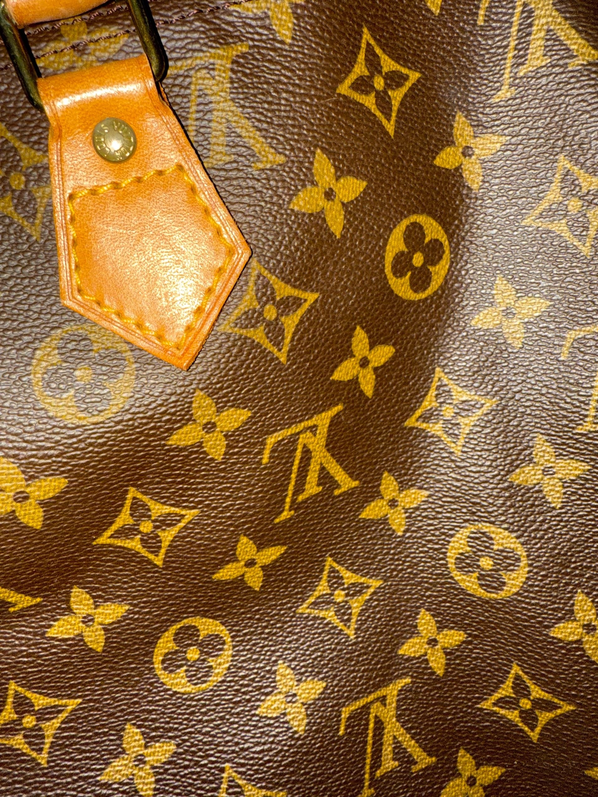 Louis Vuitton Monogram Speedy 40