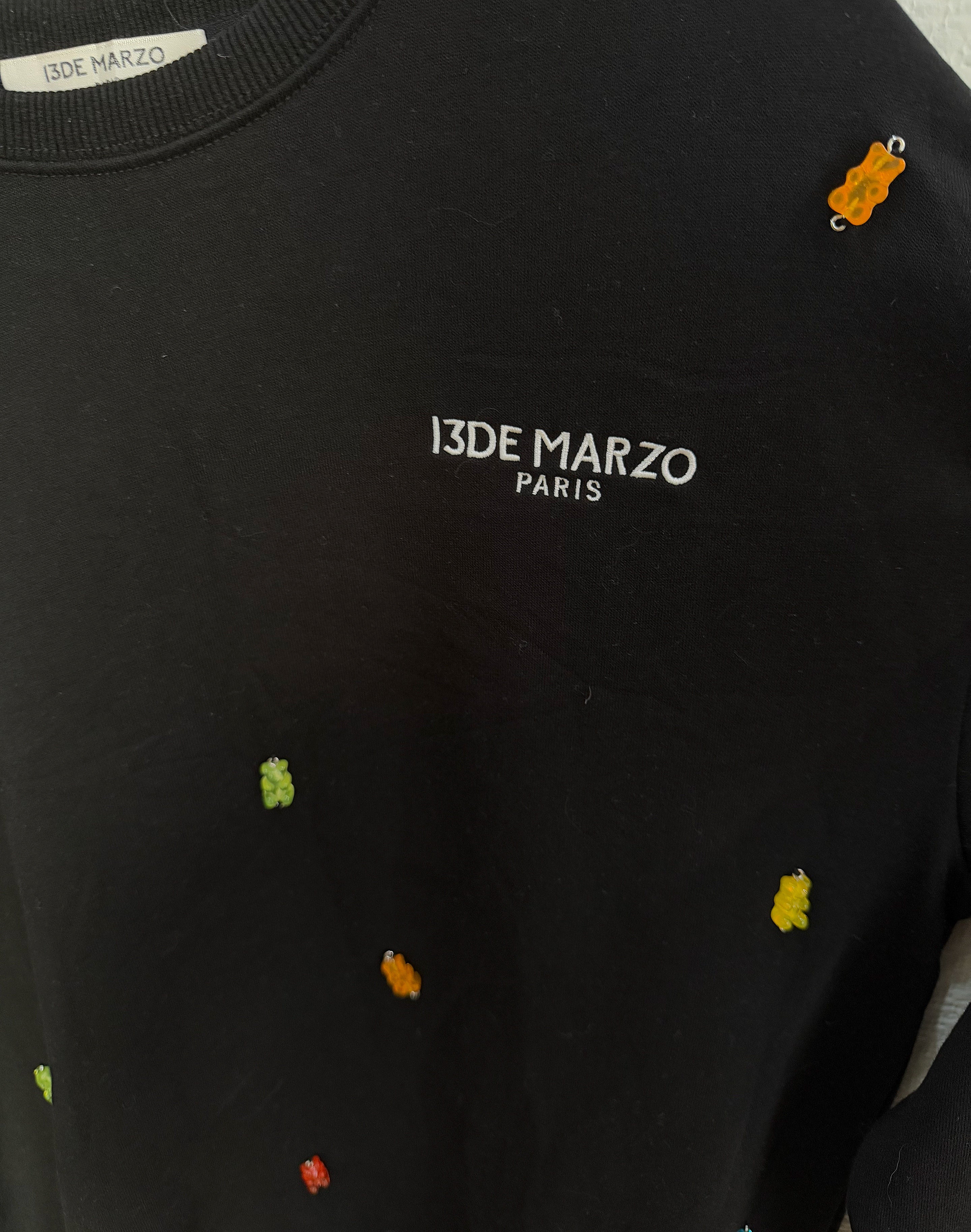 13De Marzo Gummy Bears Cover Sweater Black
