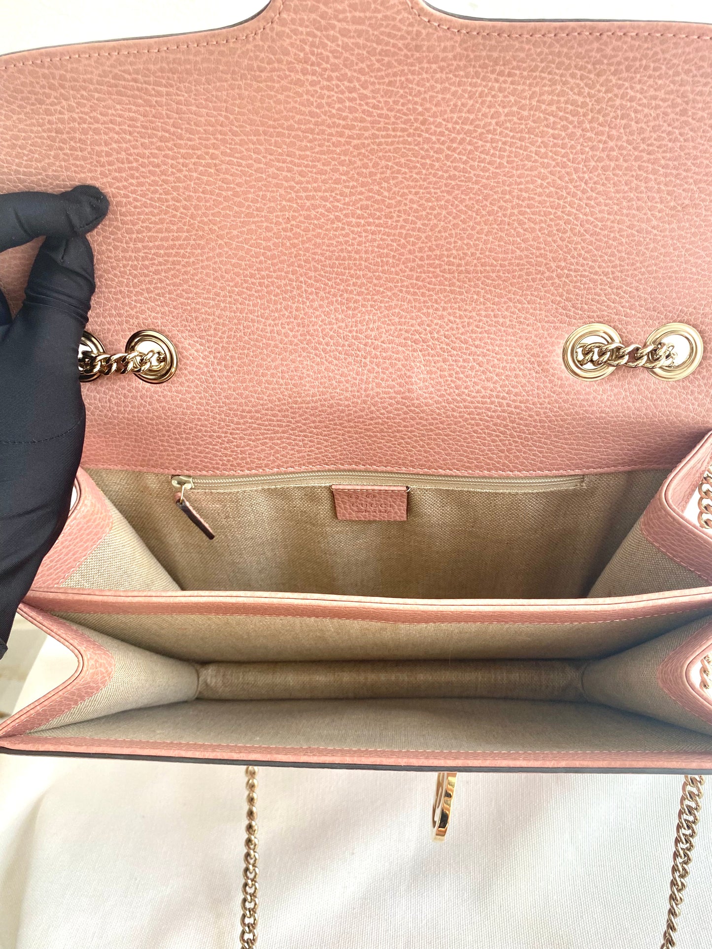 Gucci Dollar Calfskin Small Interlocking G Shoulder Bag Soft Pink