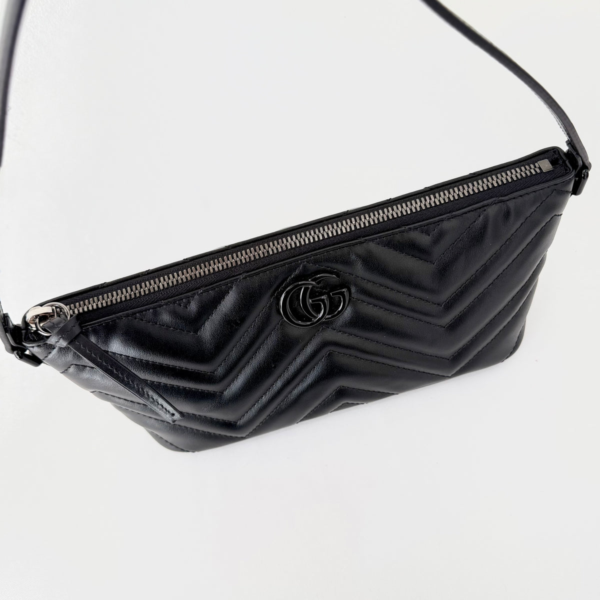 Gucci GG Marmont Pochette Shoulder Bag Matelasse Leather Small