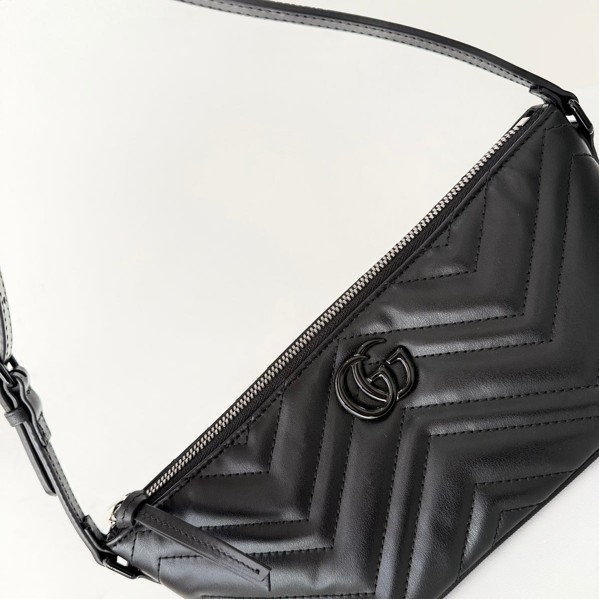 Gucci GG Marmont Pochette Shoulder Bag Matelasse Leather Small