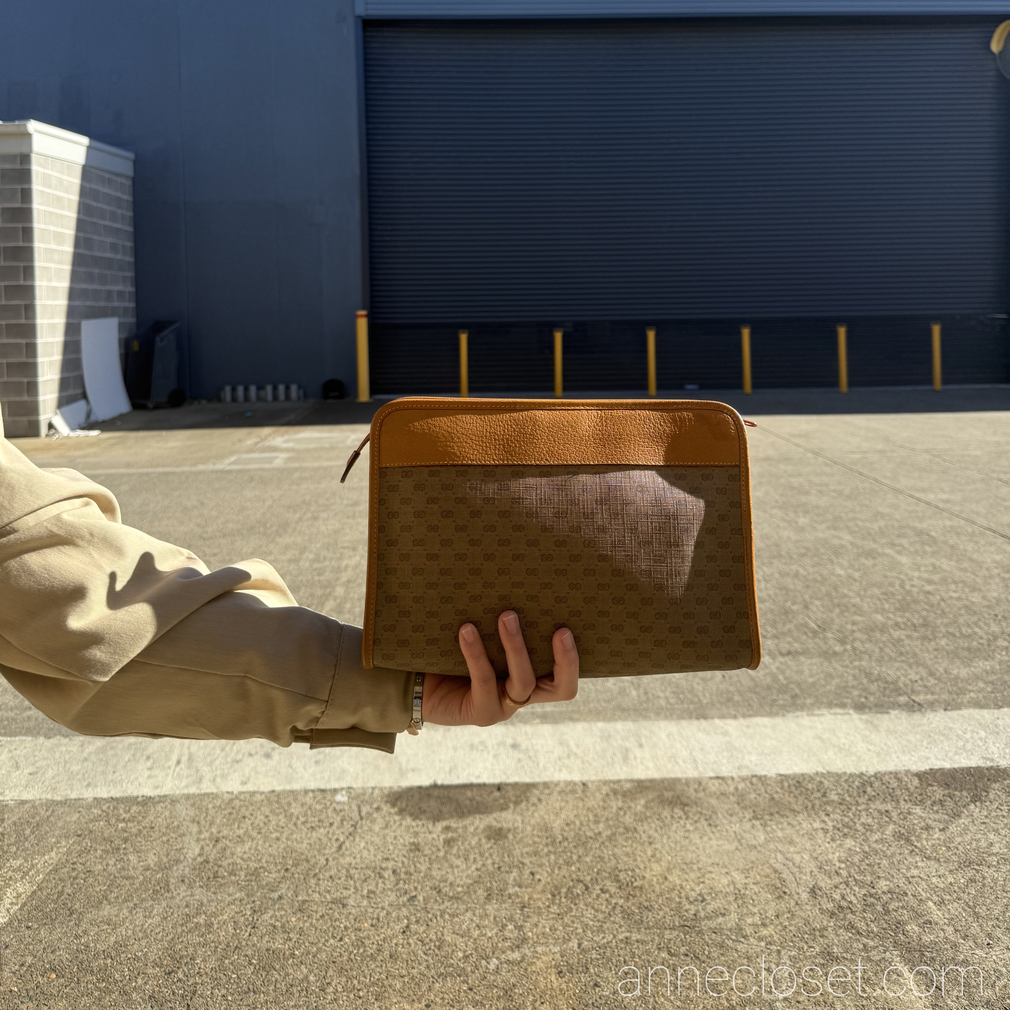 GUCCI Micro GG Supreme Clutch Bag