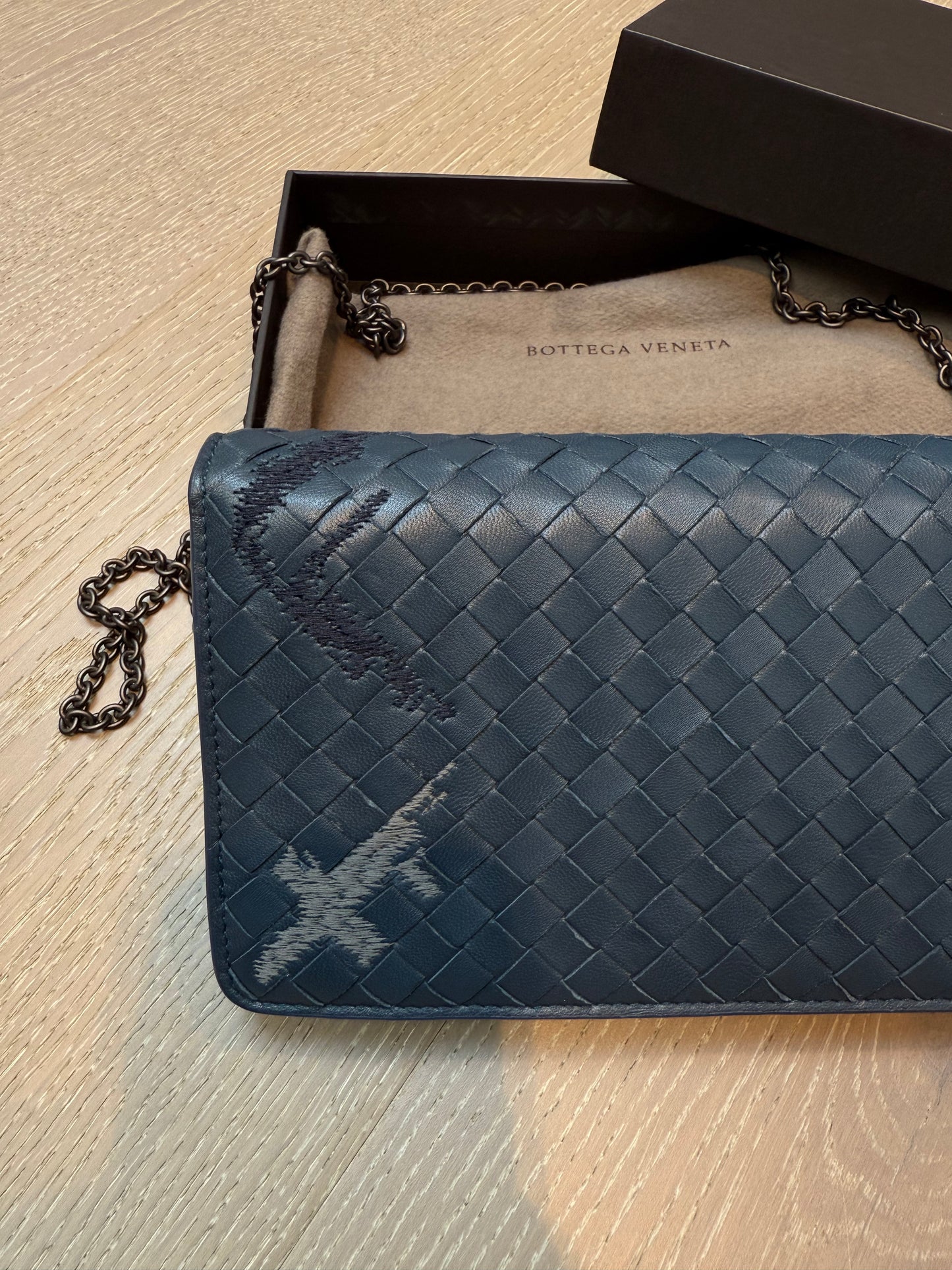 Bottega Veneta Nappa Intrecciato Continental Wallet on Chain