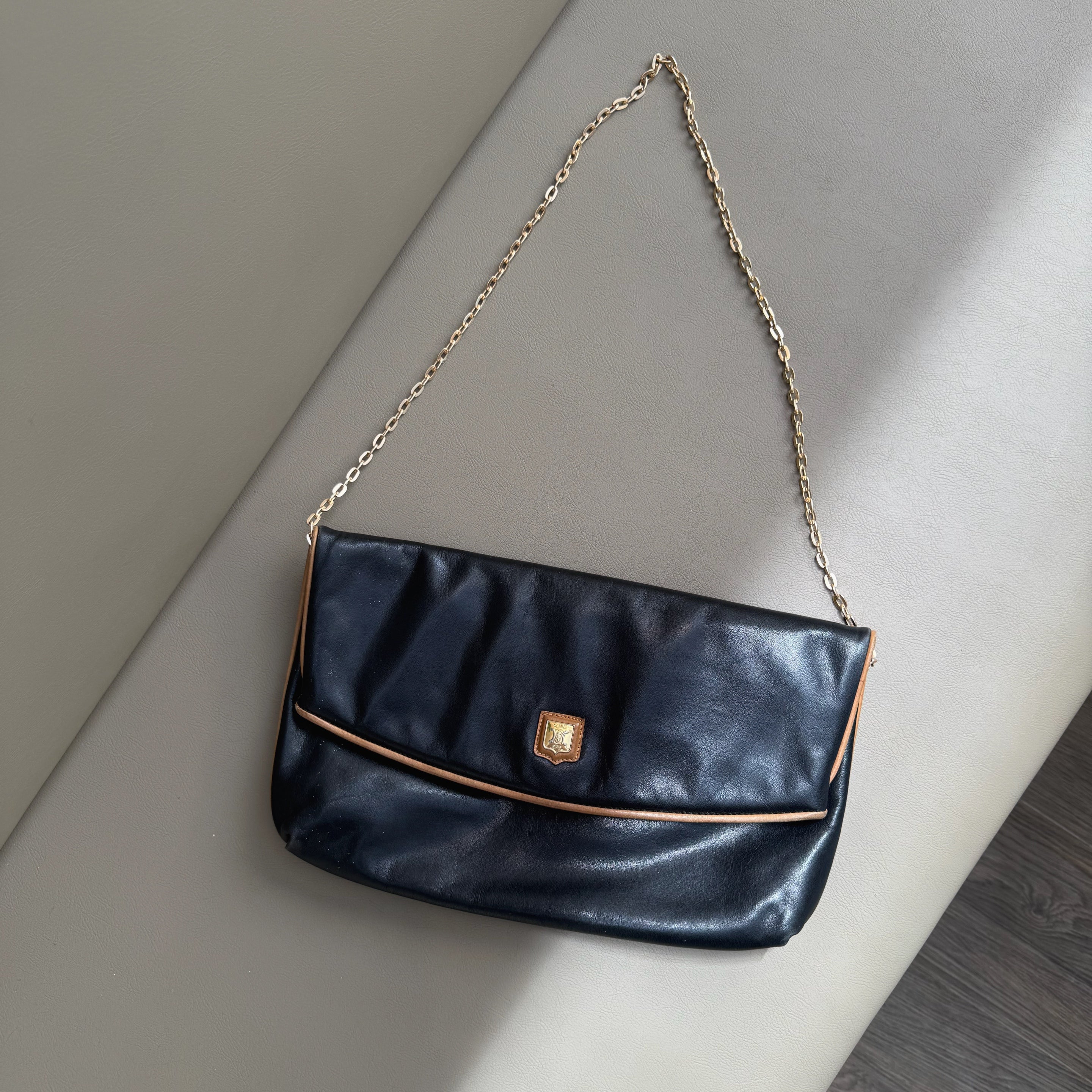 Celine Clutch Logo Triomphe