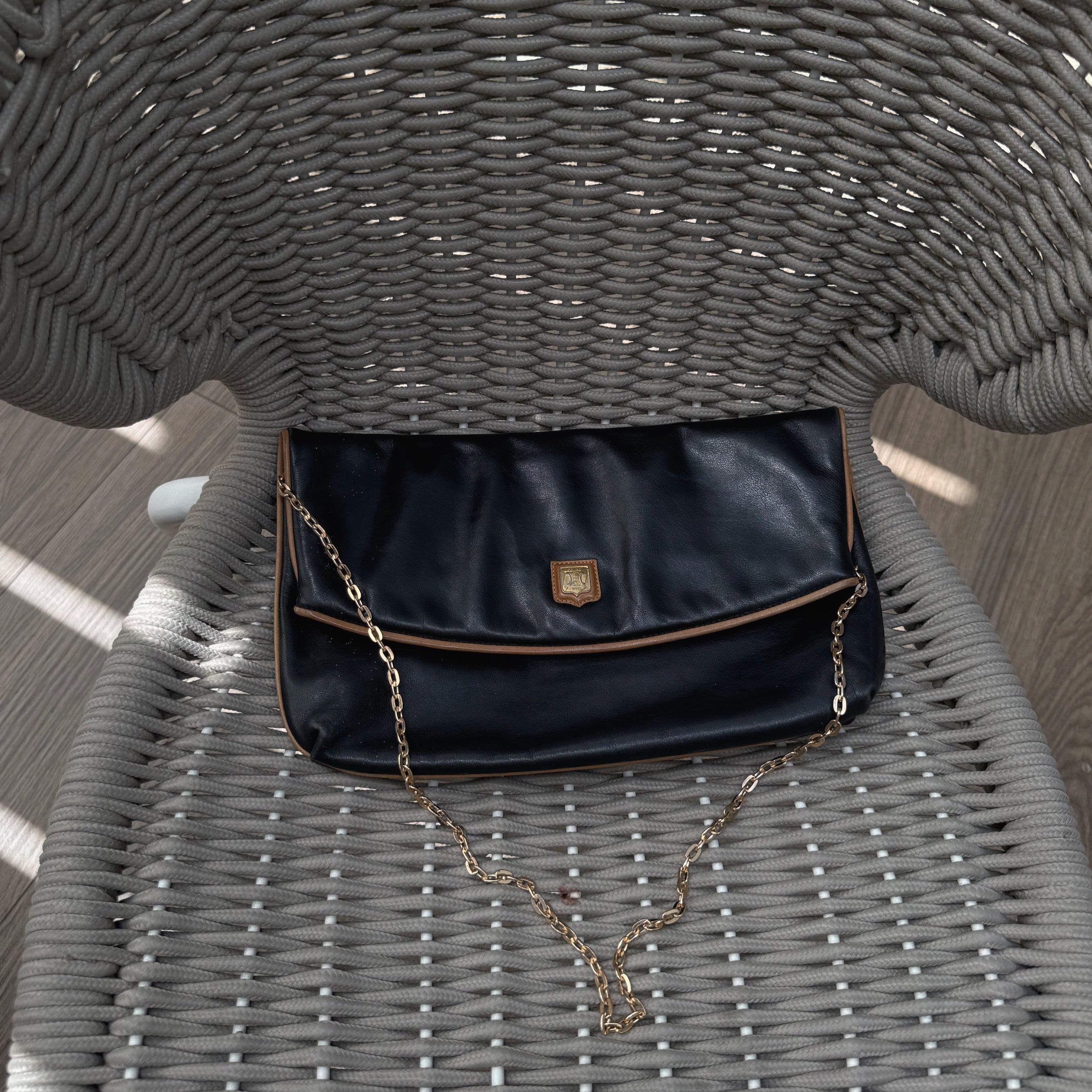 Celine Clutch Logo Triomphe