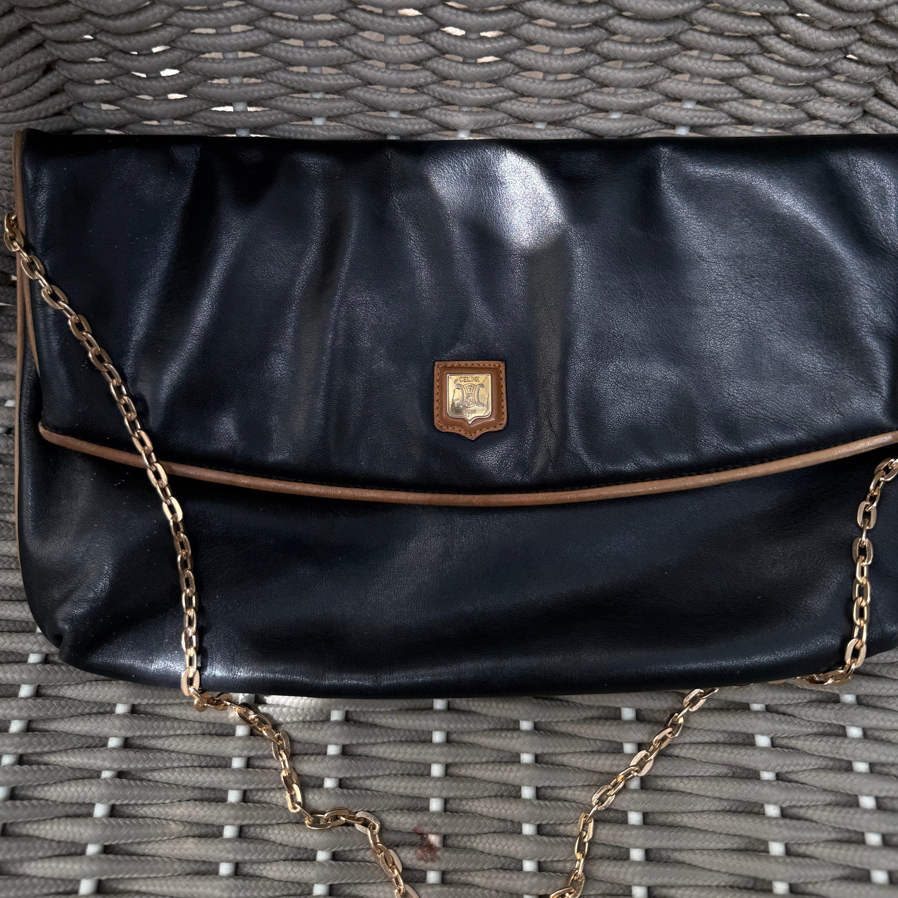 Celine Clutch Logo Triomphe