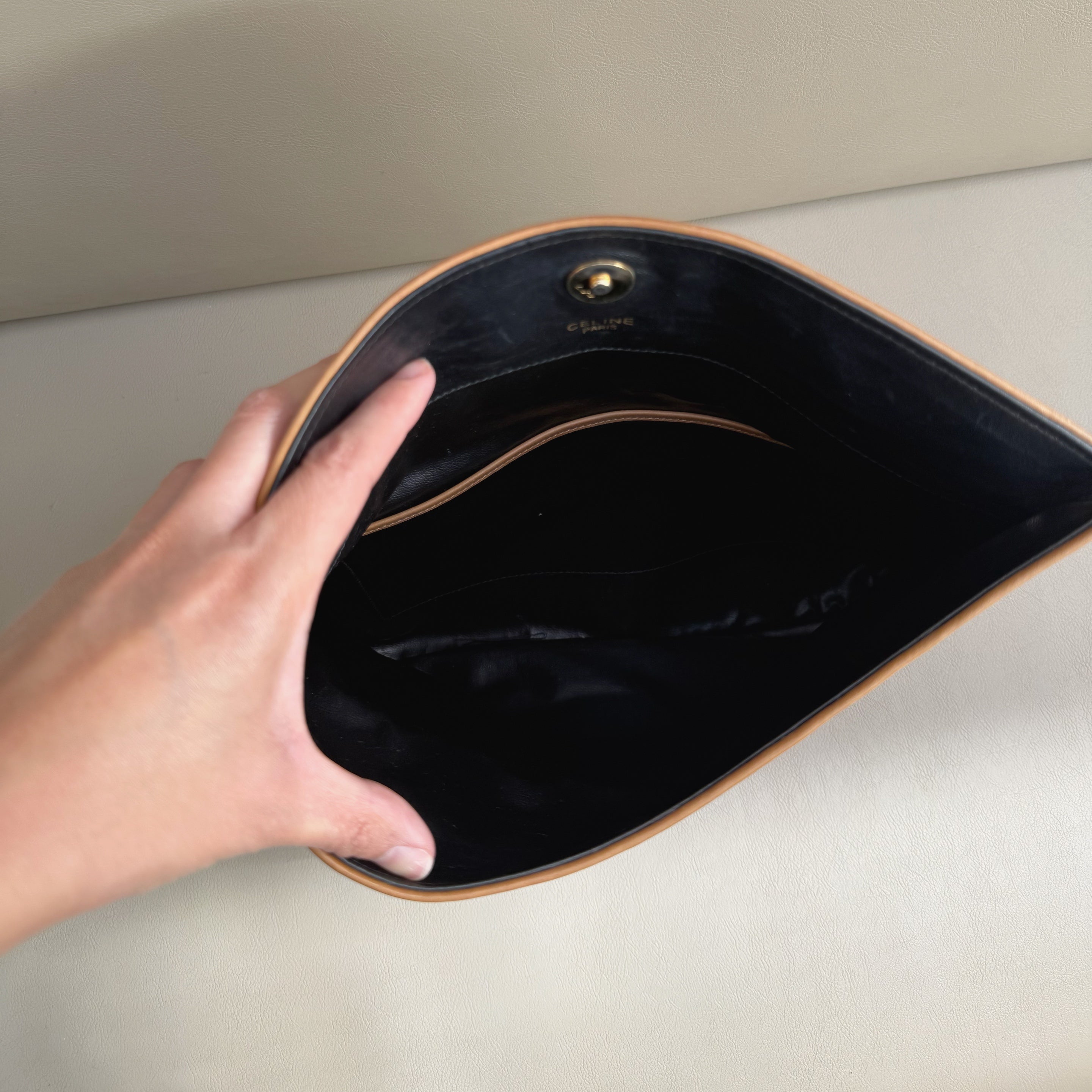 Celine Clutch Logo Triomphe