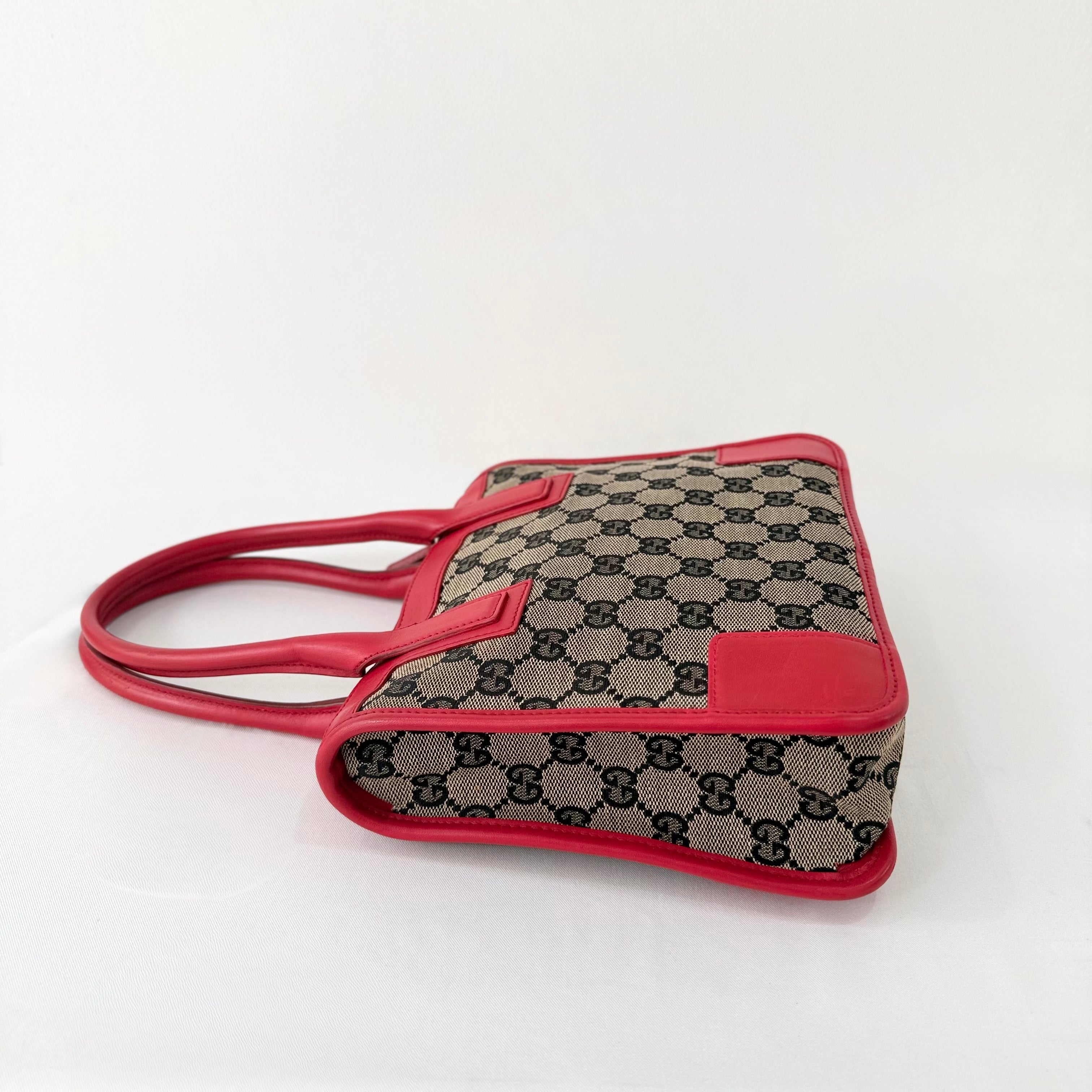 Gucci Red GG Canvas handbag
