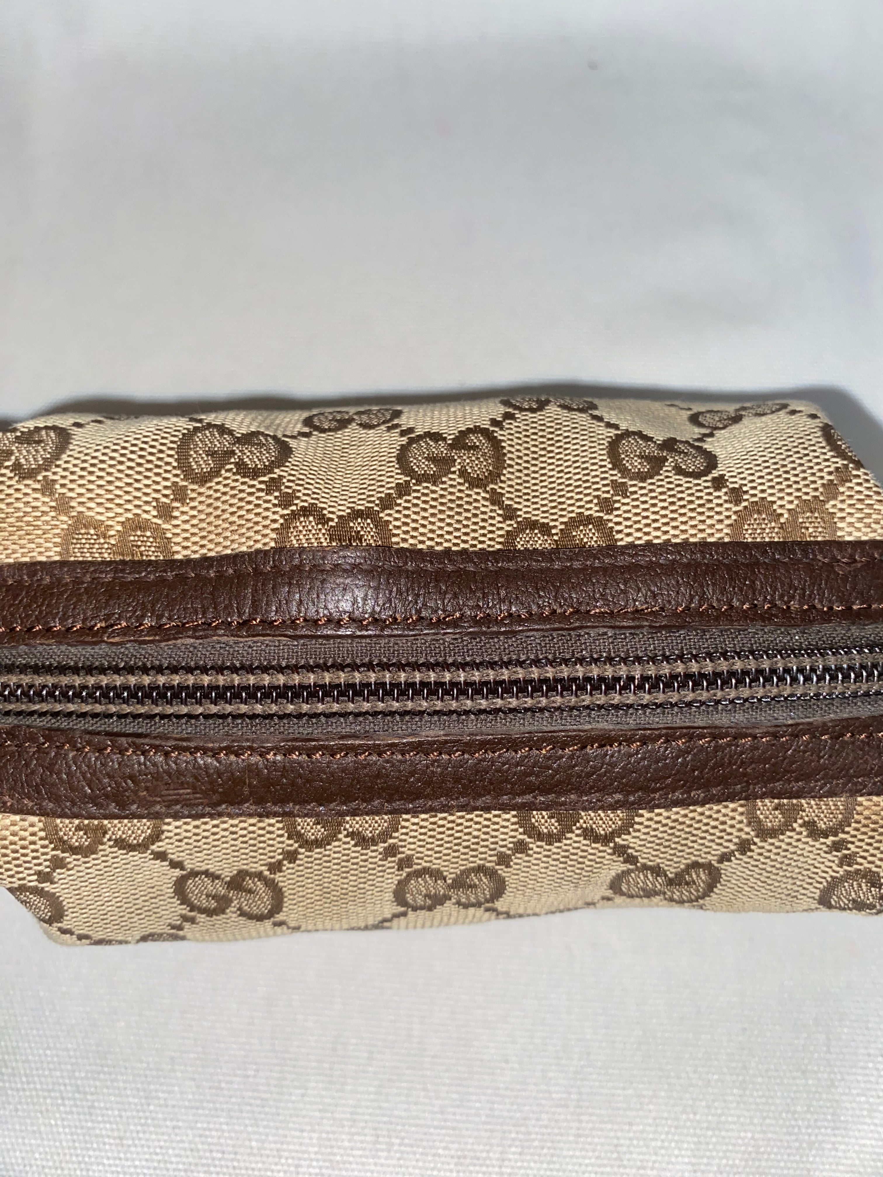 Gucci Pochette GG Canvas Mini