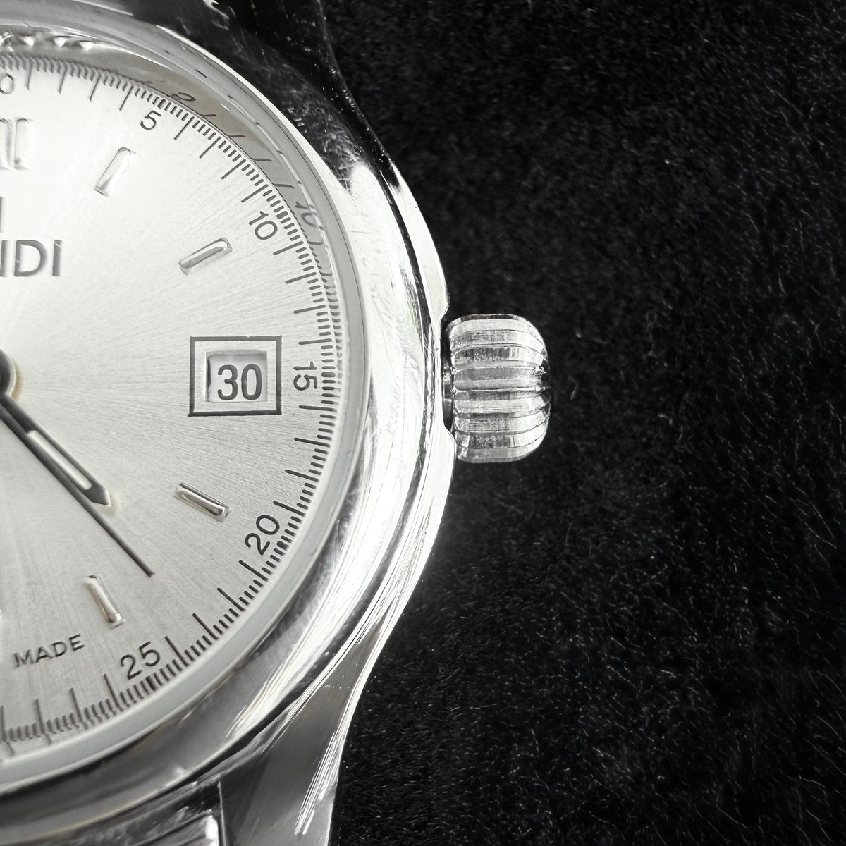 Fendi Watch 210L Stainless steel Silver