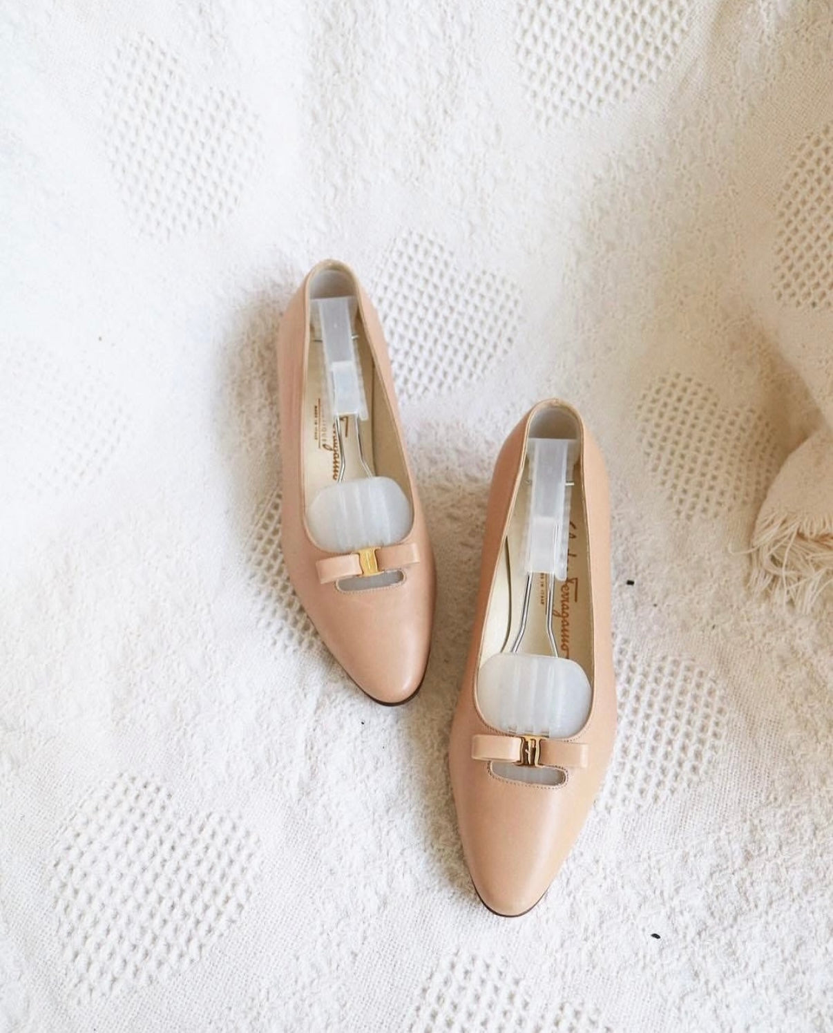 Salvatore Ferragamo Beige Leather Pumps 6cm
