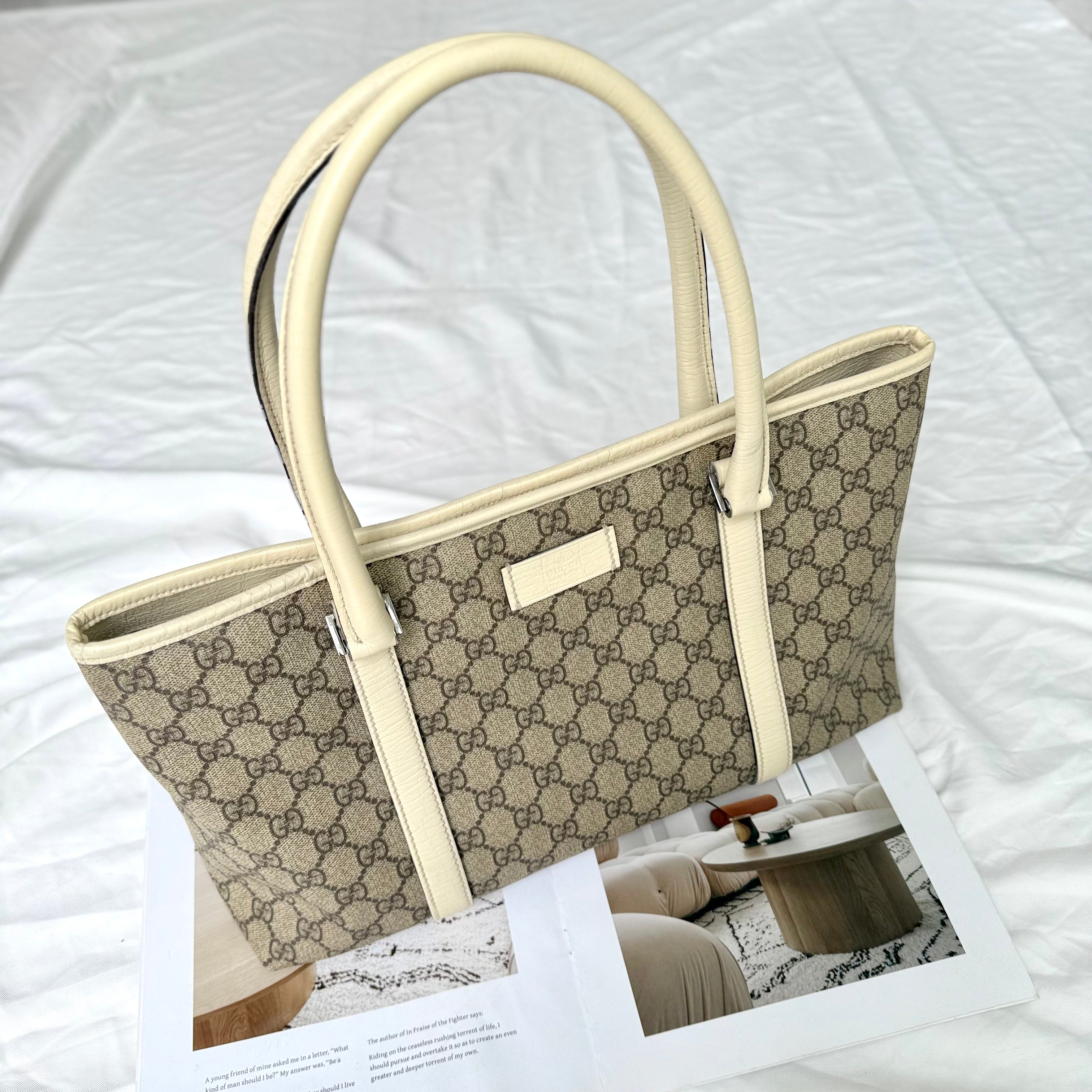 Gucci GG Supreme Joy Tote