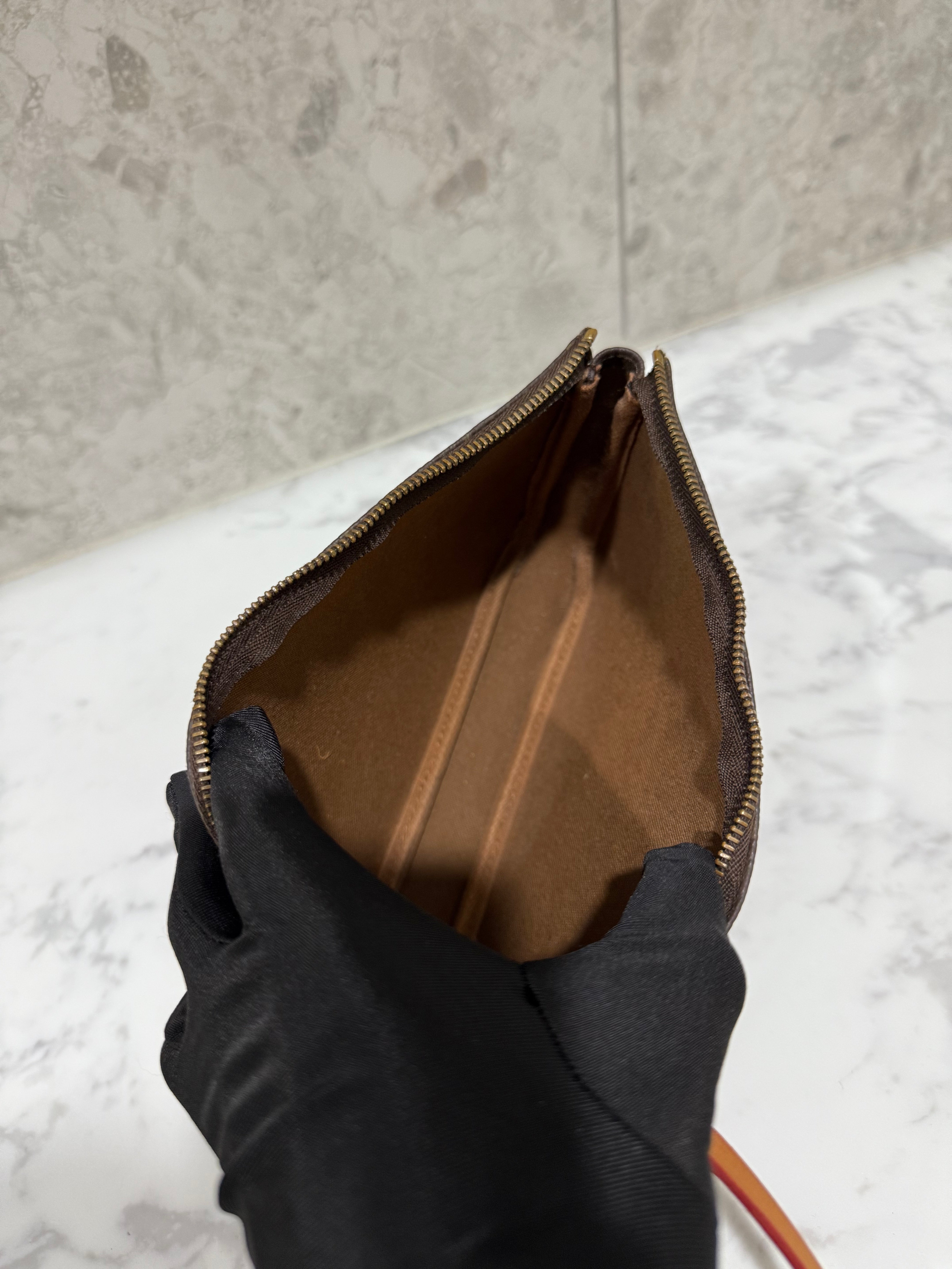 Louis Vuitton Pochette Accessories Monogram