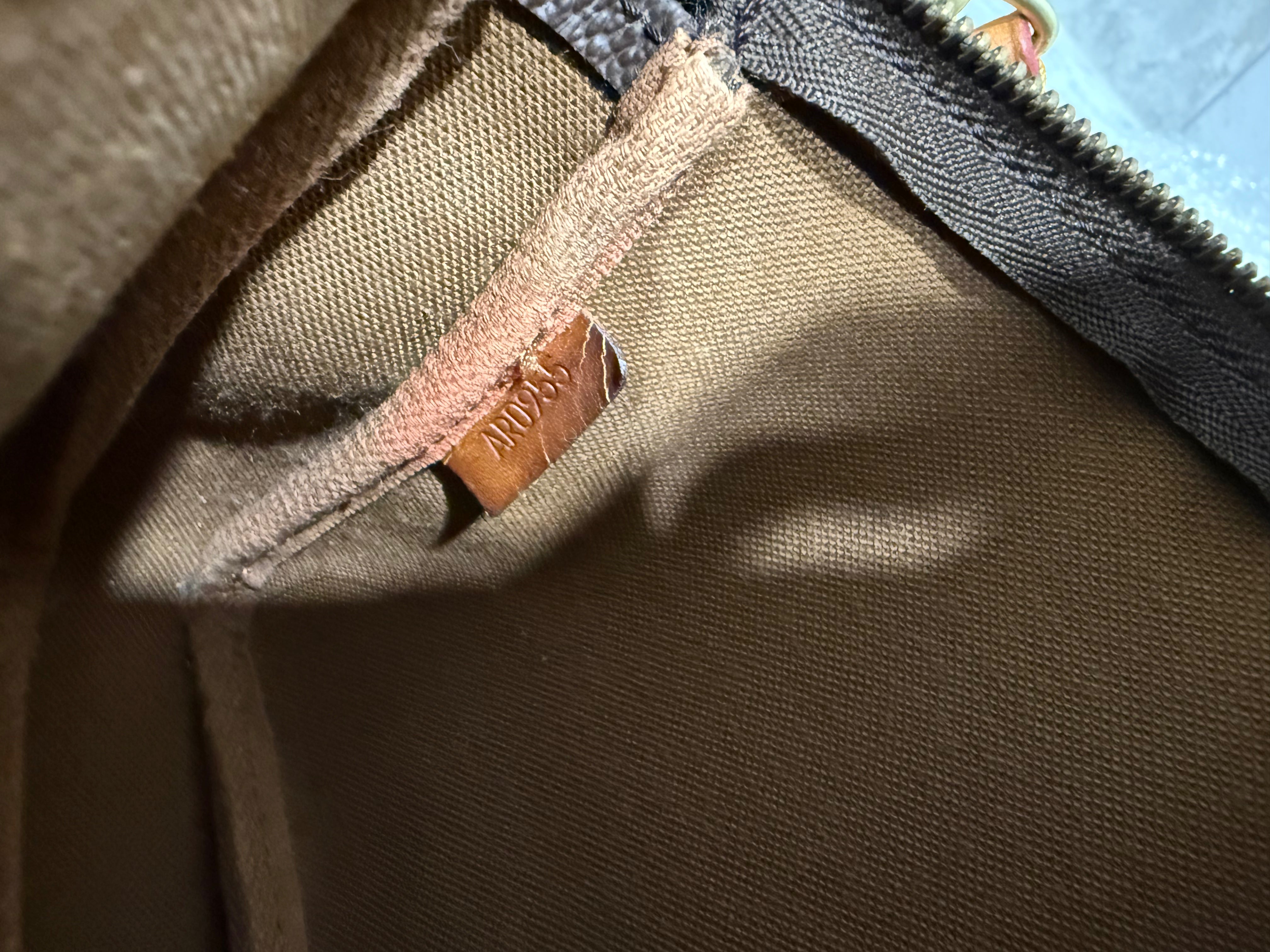 Louis Vuitton Pochette Accessories Monogram