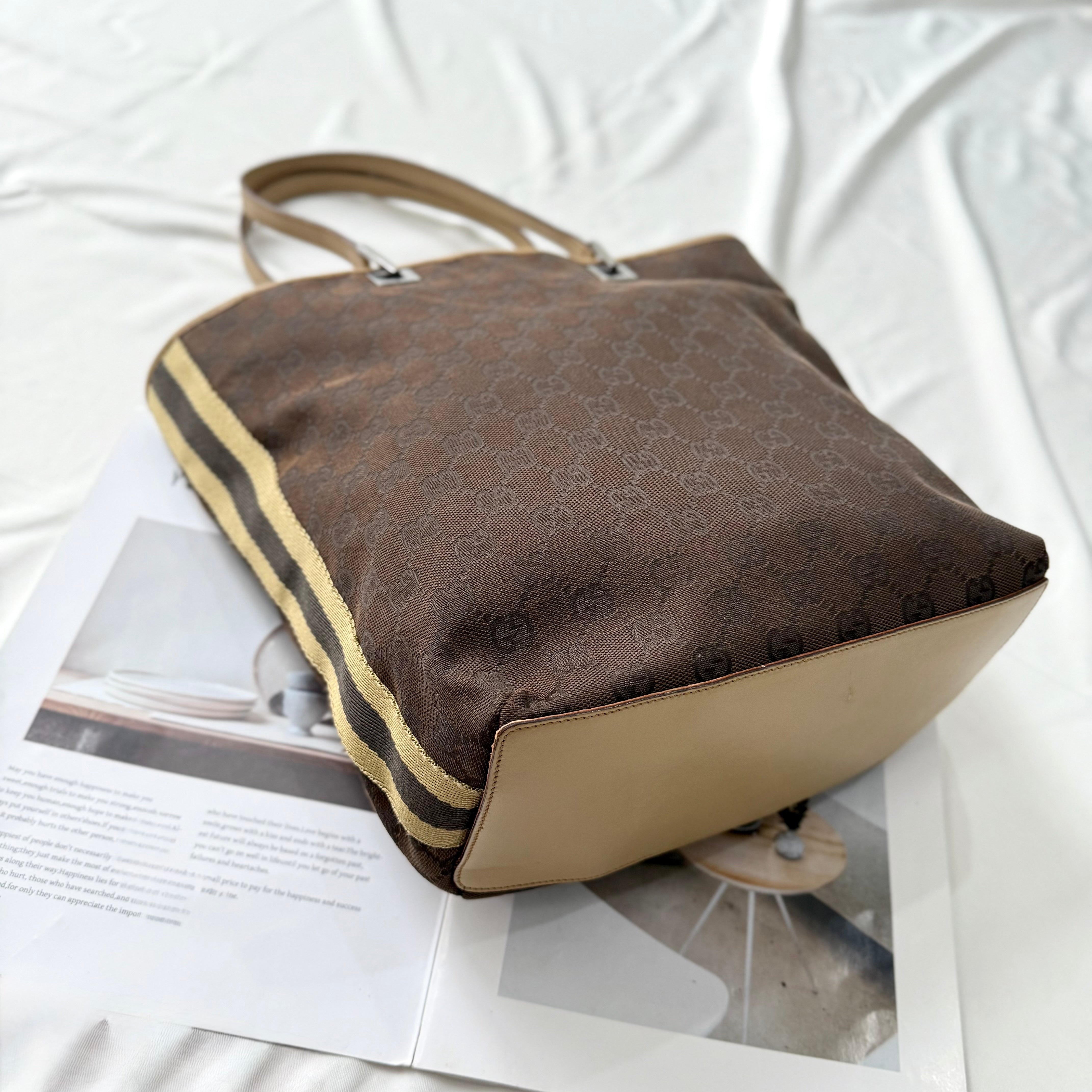 Gucci Brown GG Canvas Web Bucket Tote Bag