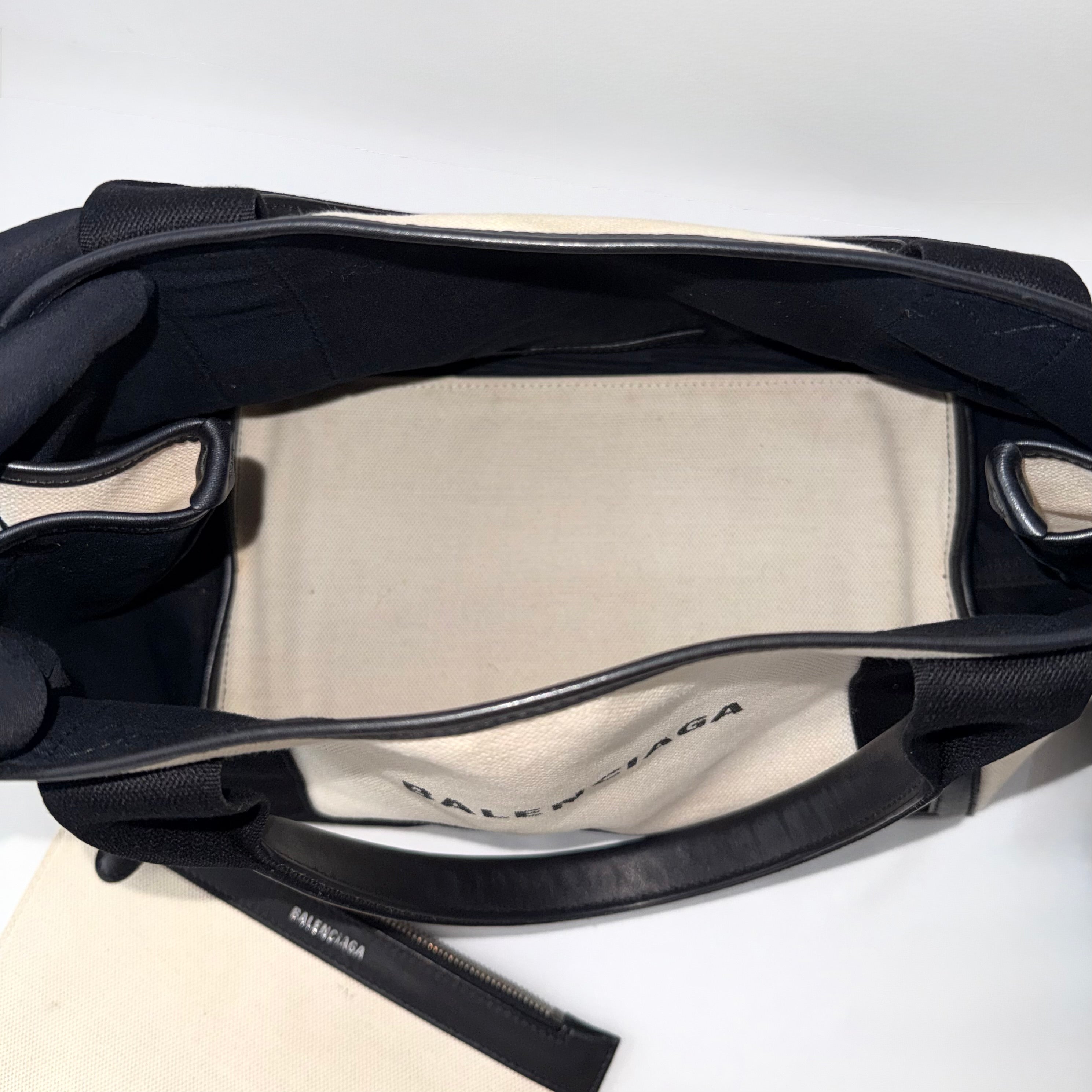 Balenciaga Cabas Tote Bag Canvas/Calfskin Beige/Black