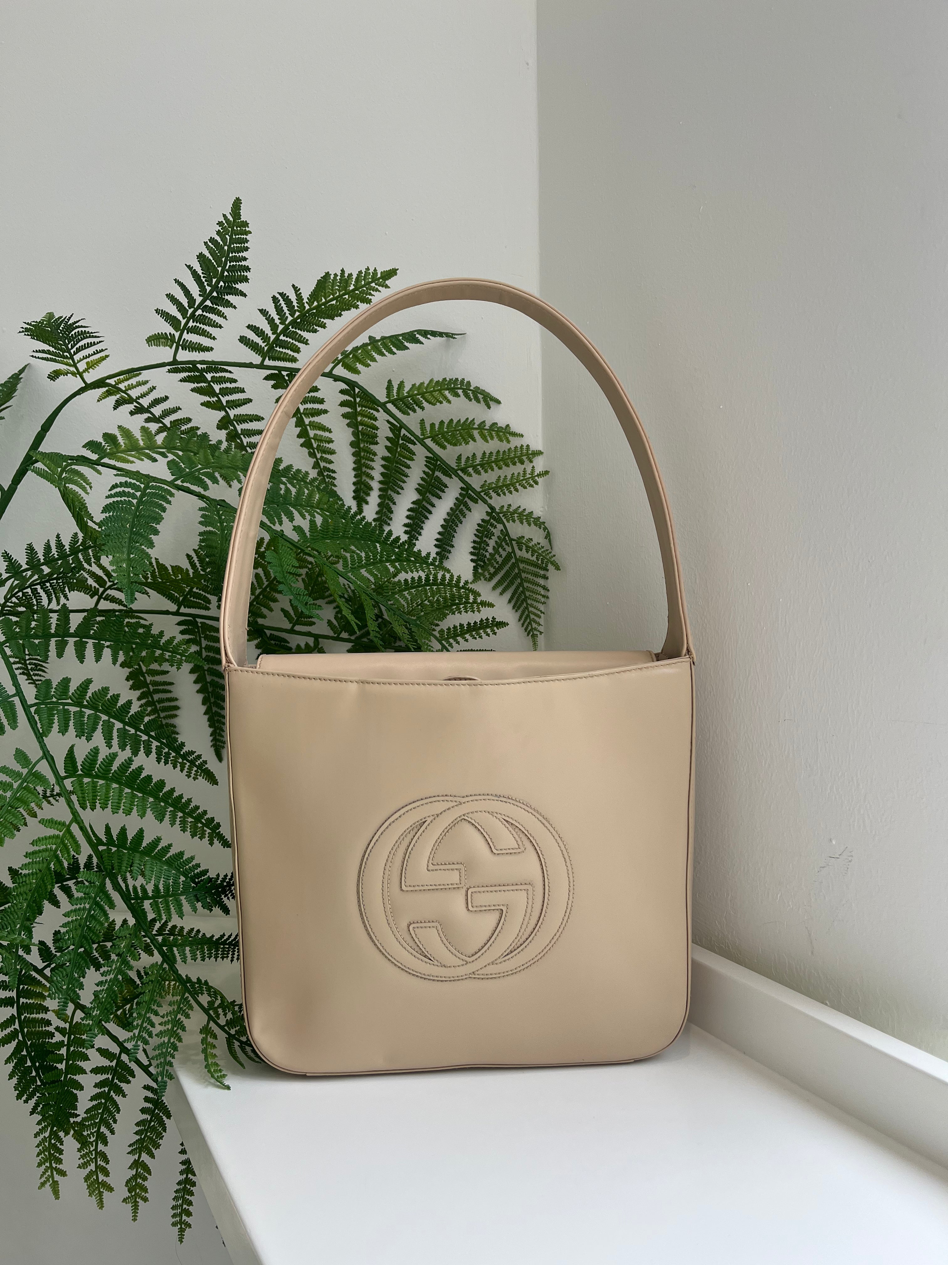 GUCCI Shoulder Bag Enamel Beige Patent Leather