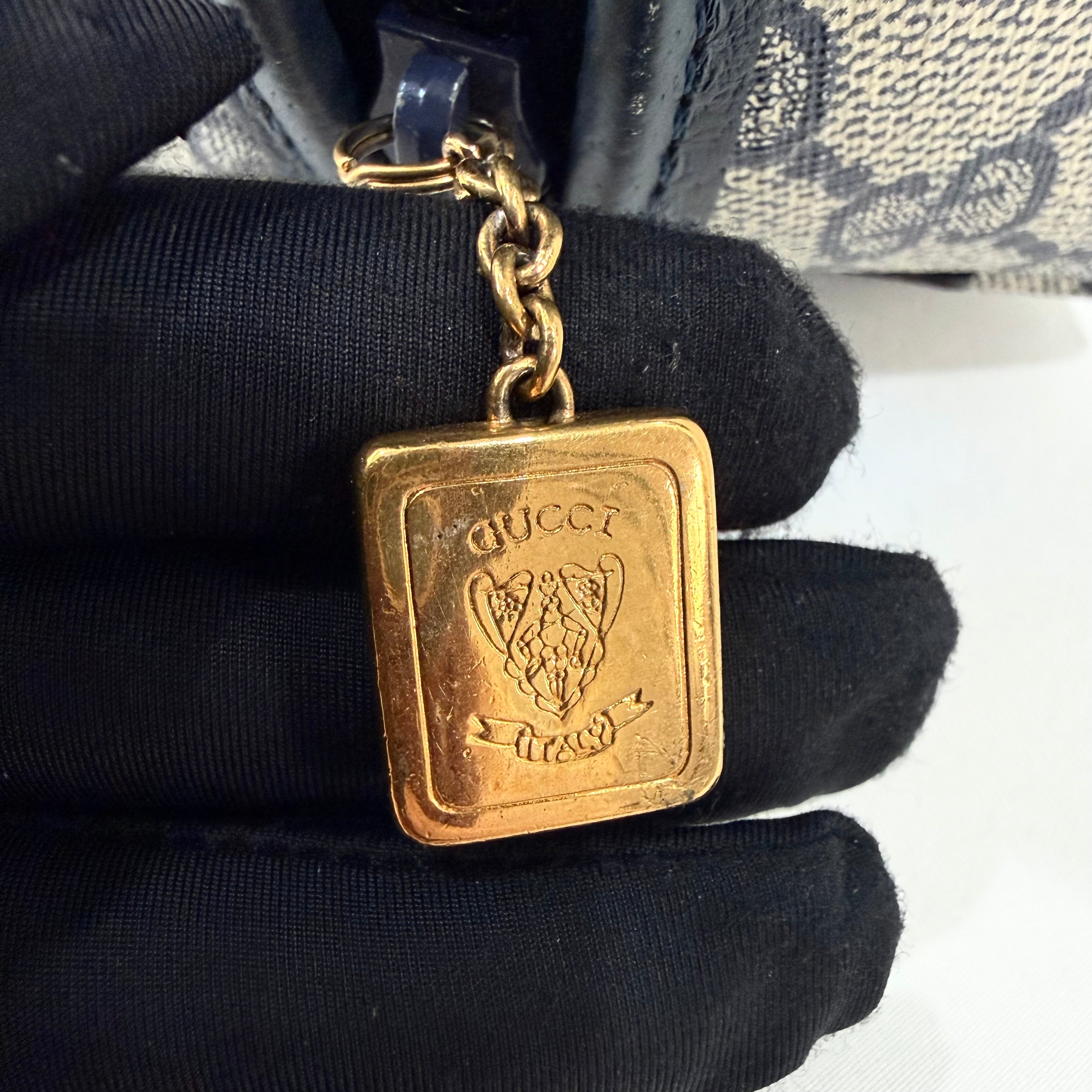 Gucci GG Supreme Navy Blue Pochette