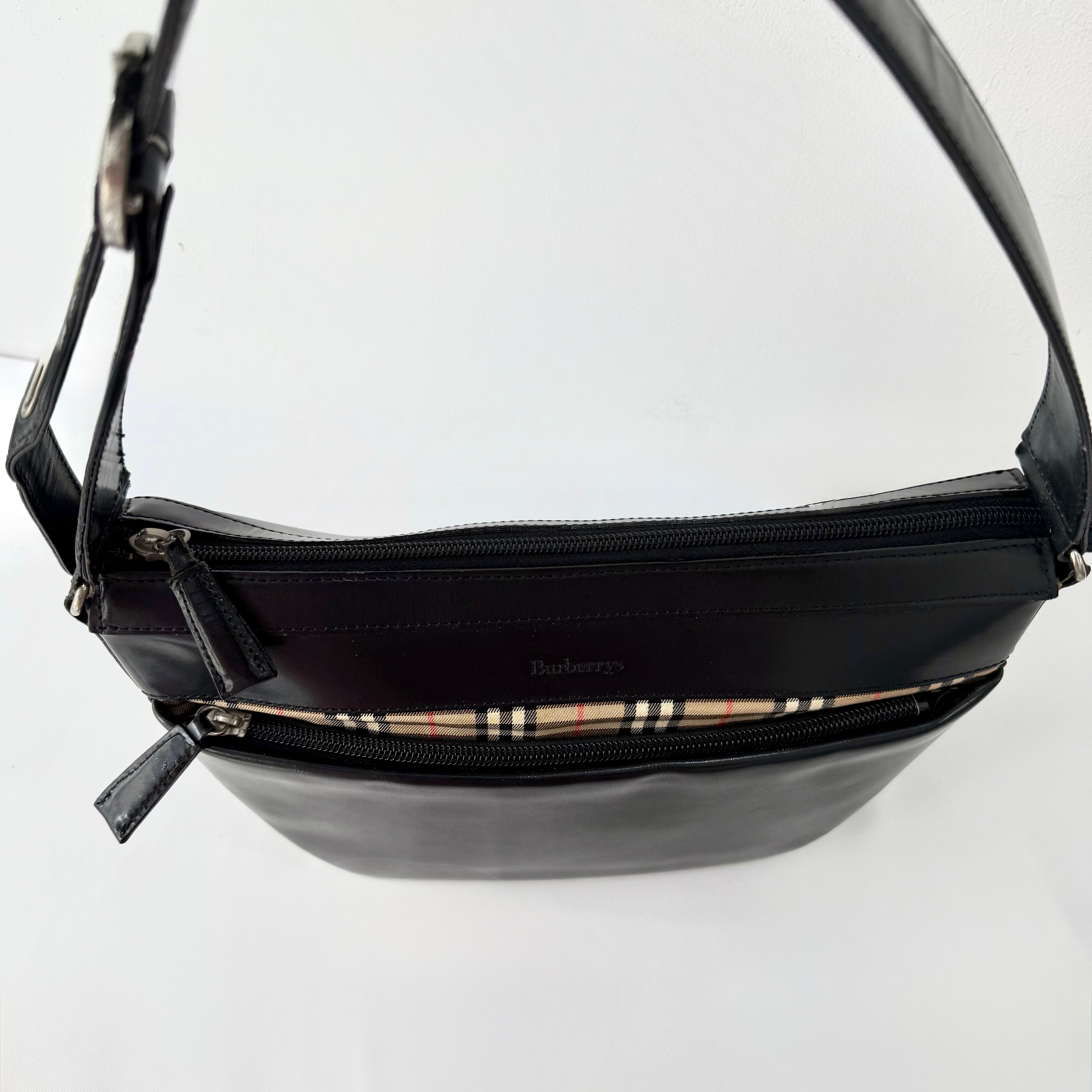 Burberry house check trimmed leather shoulder bag