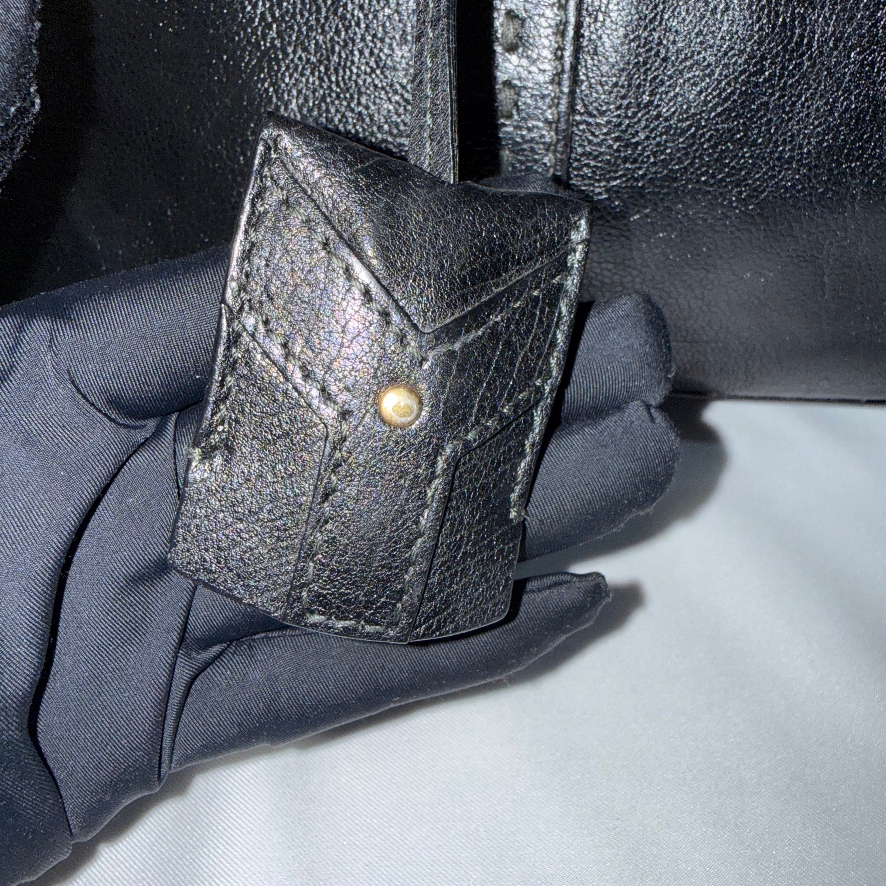 YVES SAINT LAURENT BLACK MUSE TOTE BAG