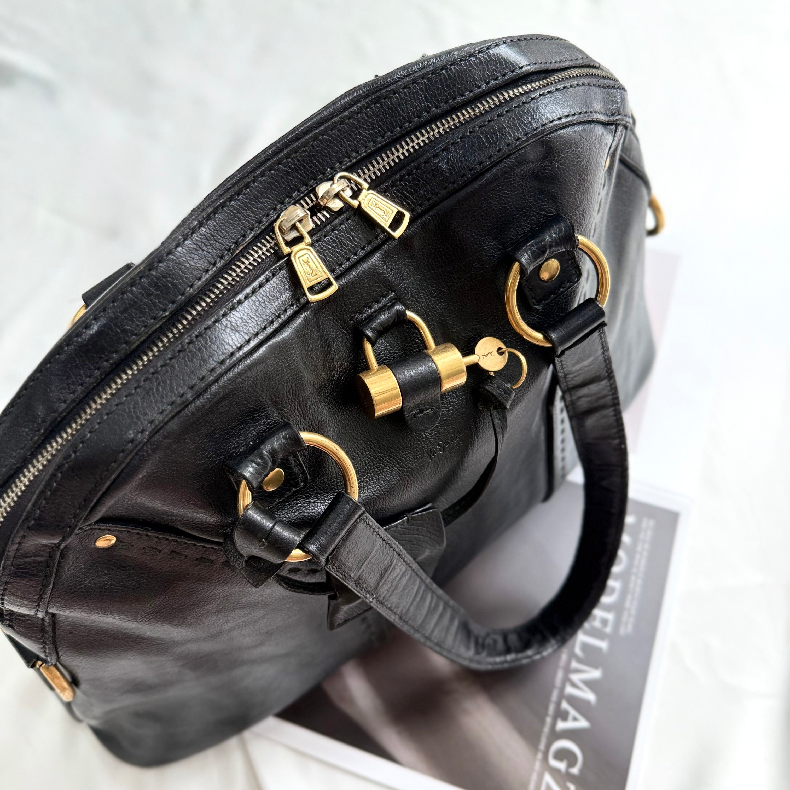 YVES SAINT LAURENT BLACK MUSE TOTE BAG