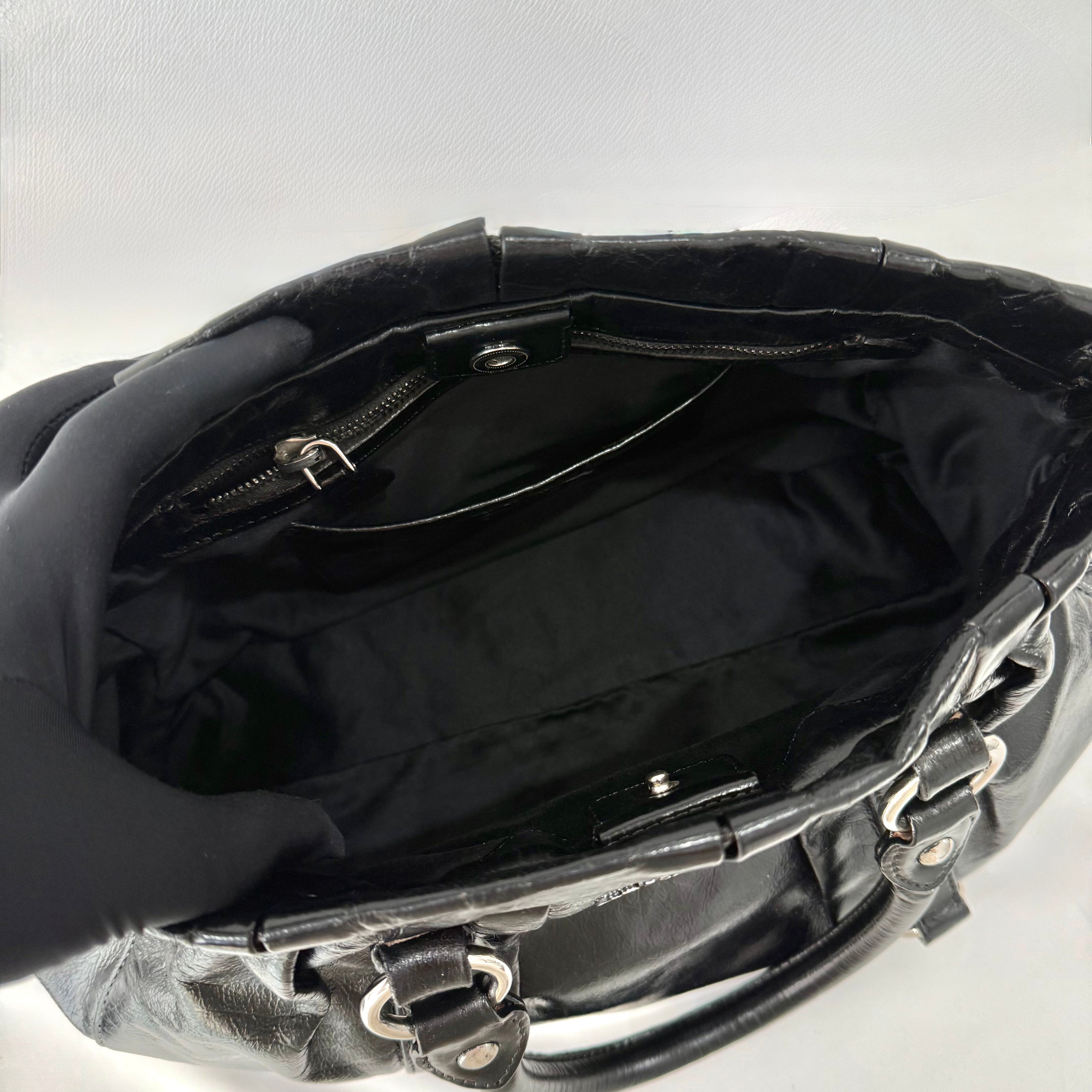 (RESERVE) Miu Miu Vitello Lux Gathered Tote Black