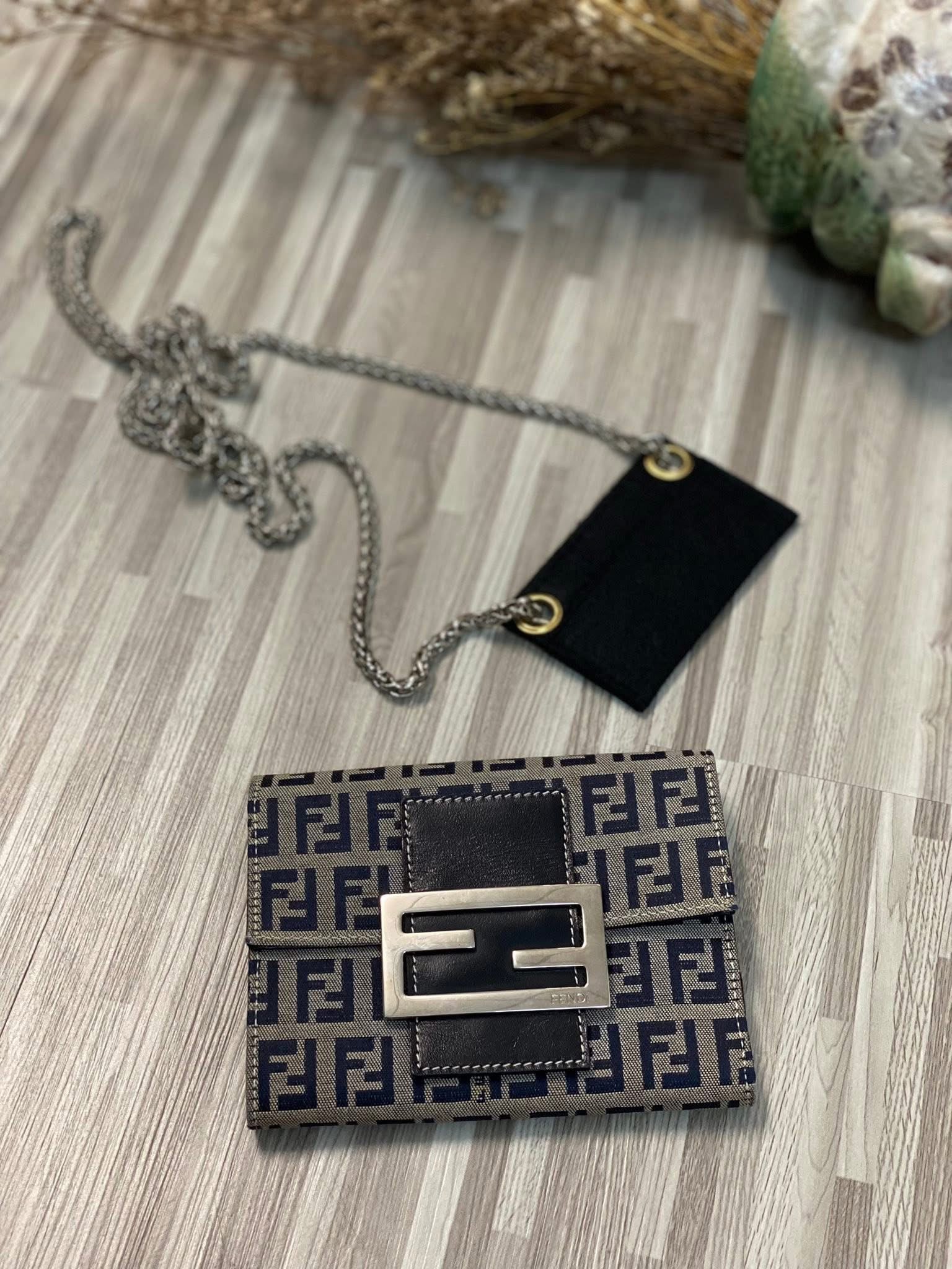 FENDI Vintage Zucca Canvas Leather Folding Wallet