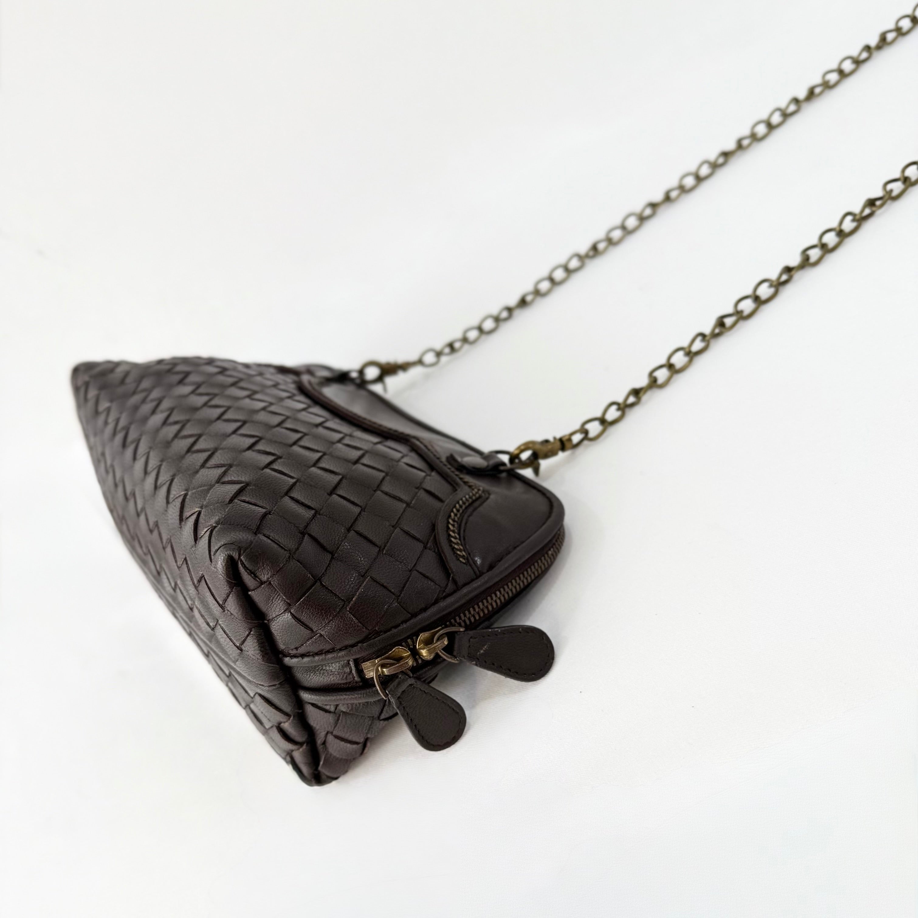 Bottega Veneta Brown intrecciato woven chain pochette