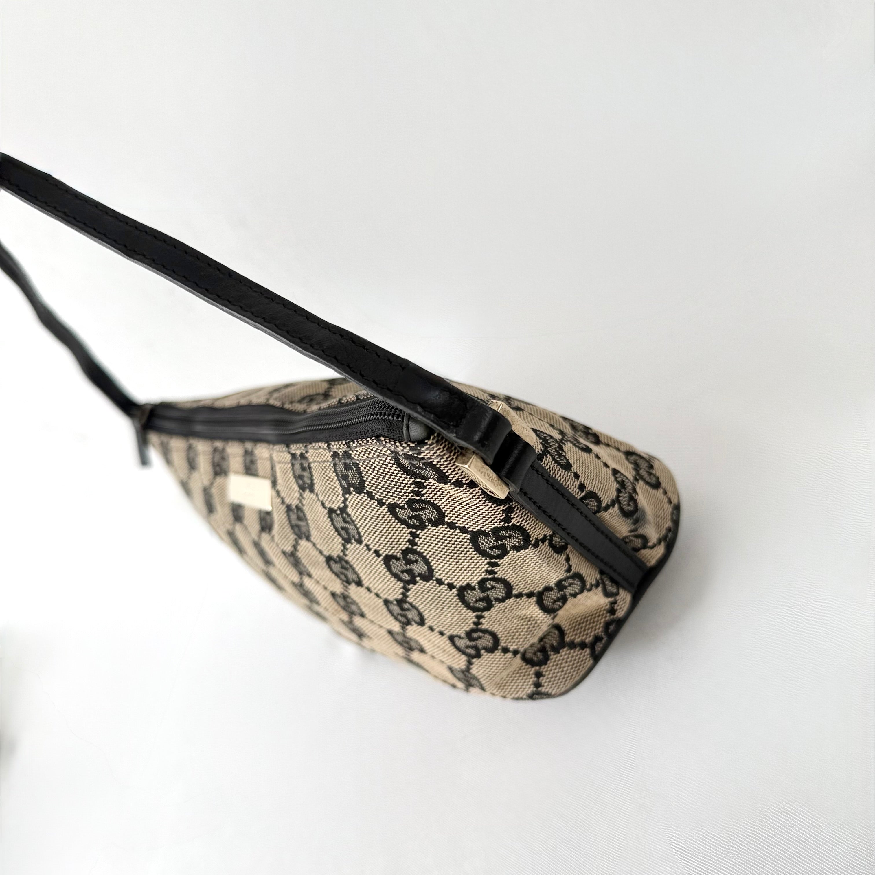 Gucci GG Monogram Pochette Boat Shoulder Bag Grey/Black